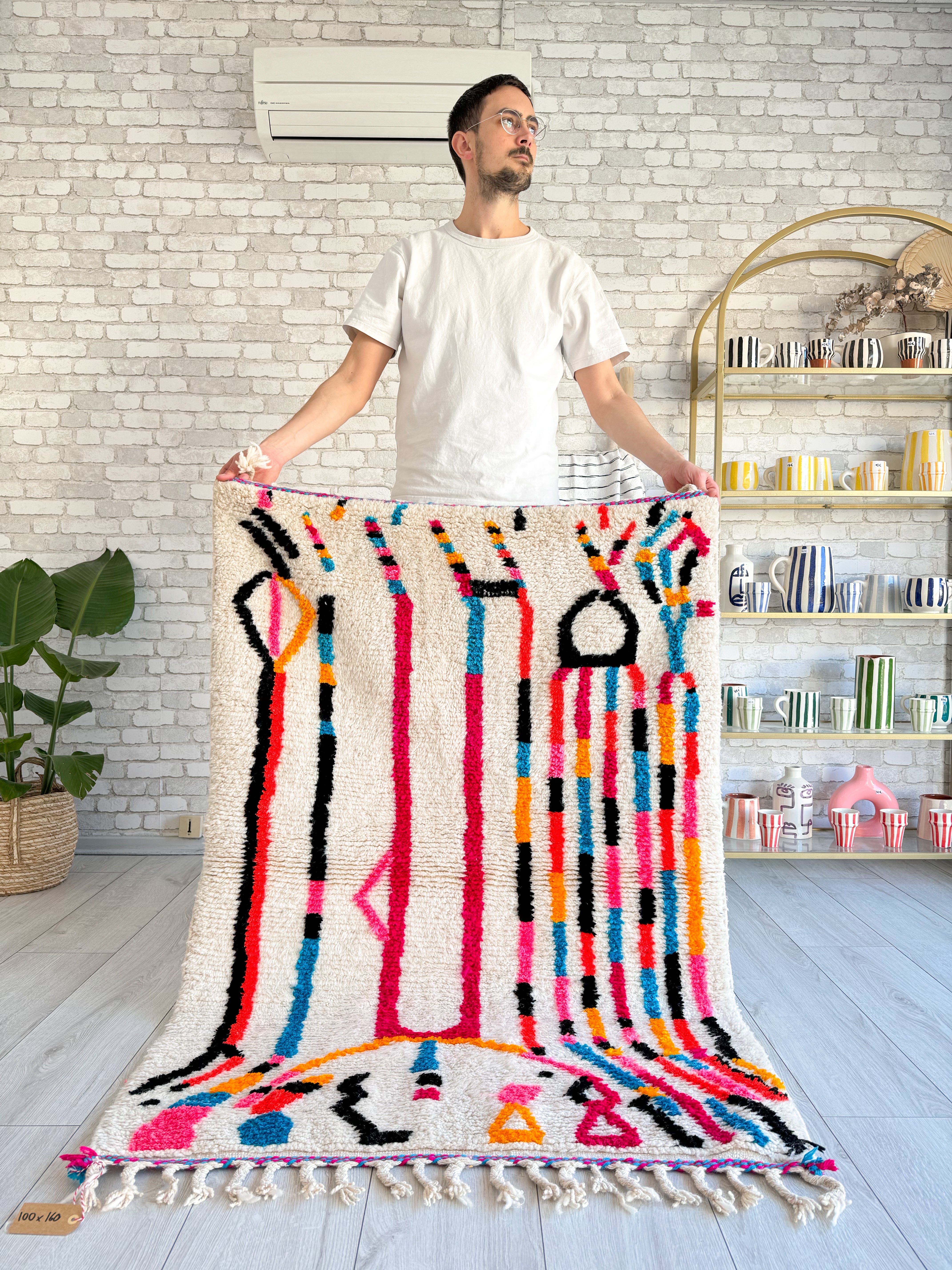 Colorful Berber rug 100 x 160 cm - n°860