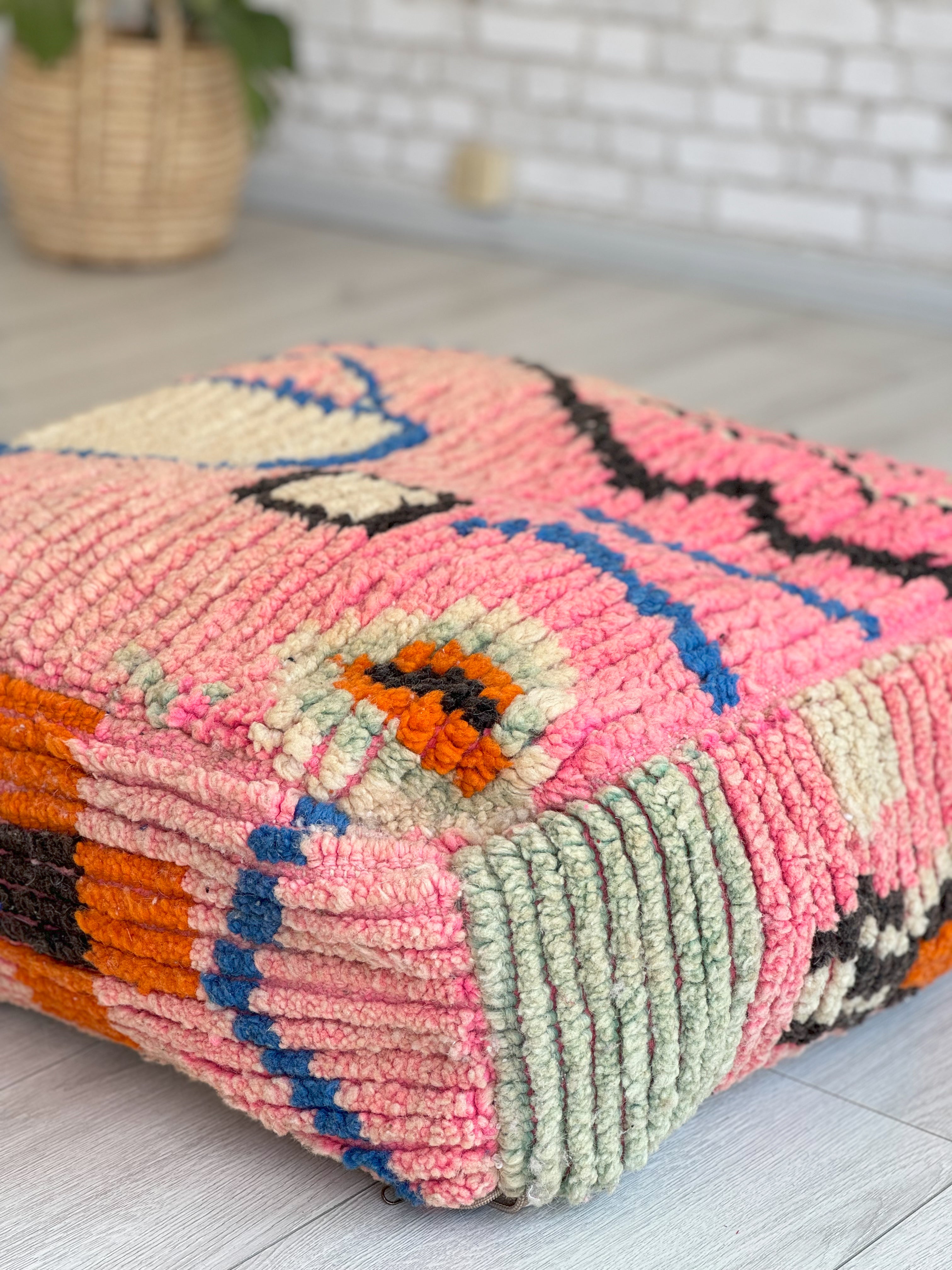 Moroccan pouf, Beni Ouarain pouf - 60 x 60 cm