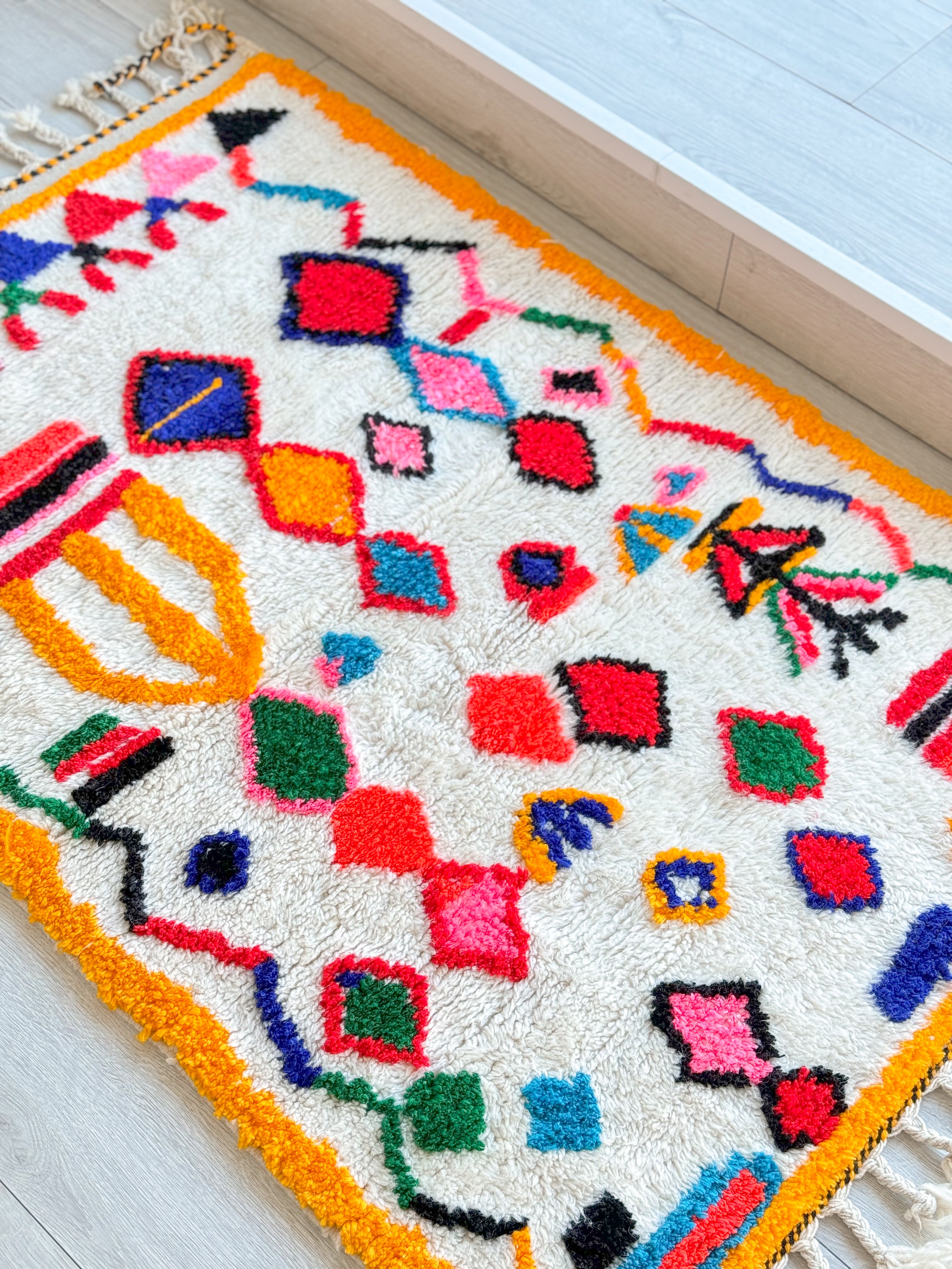 Colorful Berber rug 100 x 160 cm - n°851