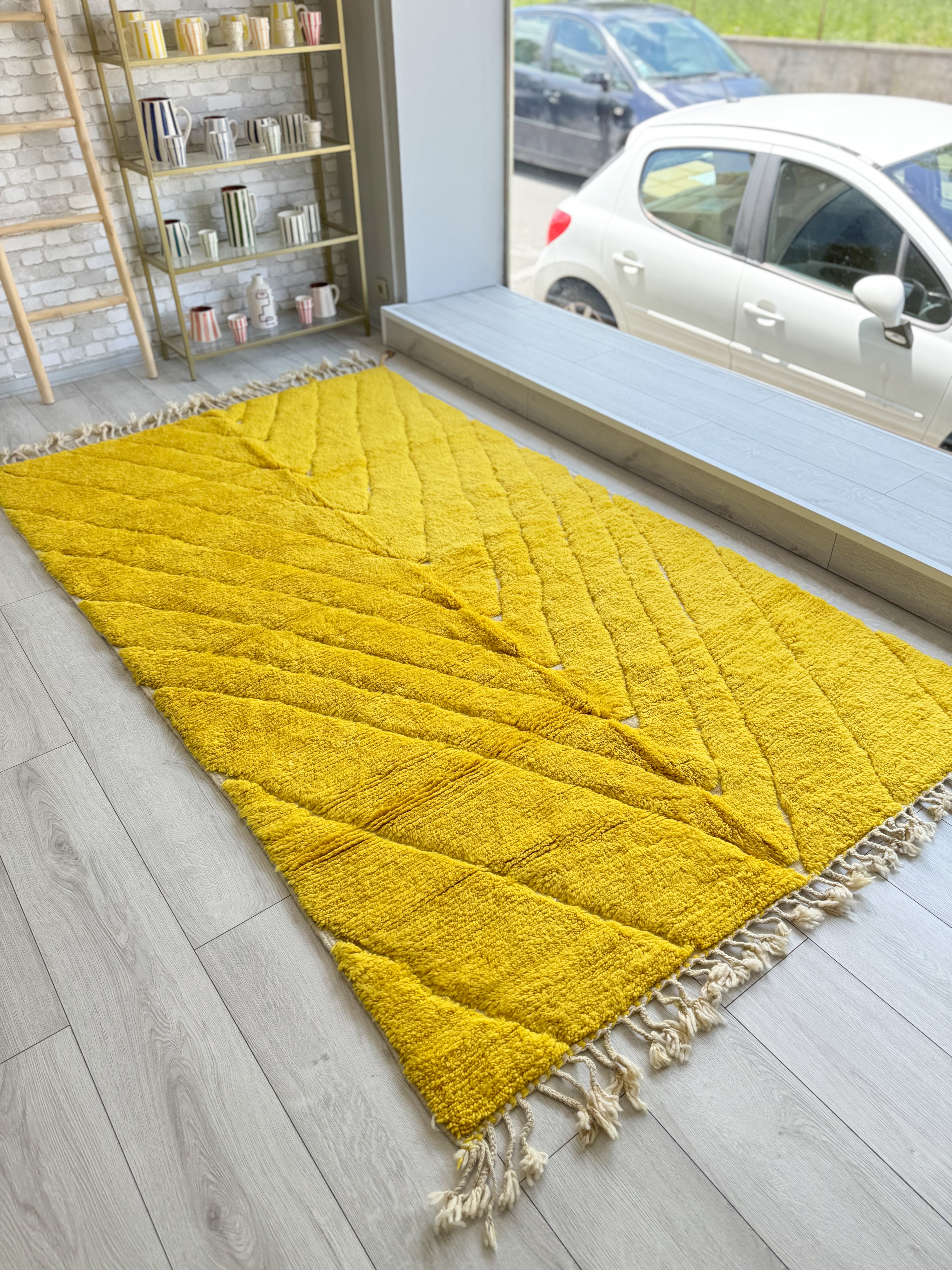 Colorful Yellow Beni Ourain Rug 153 x 273 cm / 5.0 x 9.0 ft - n°1169