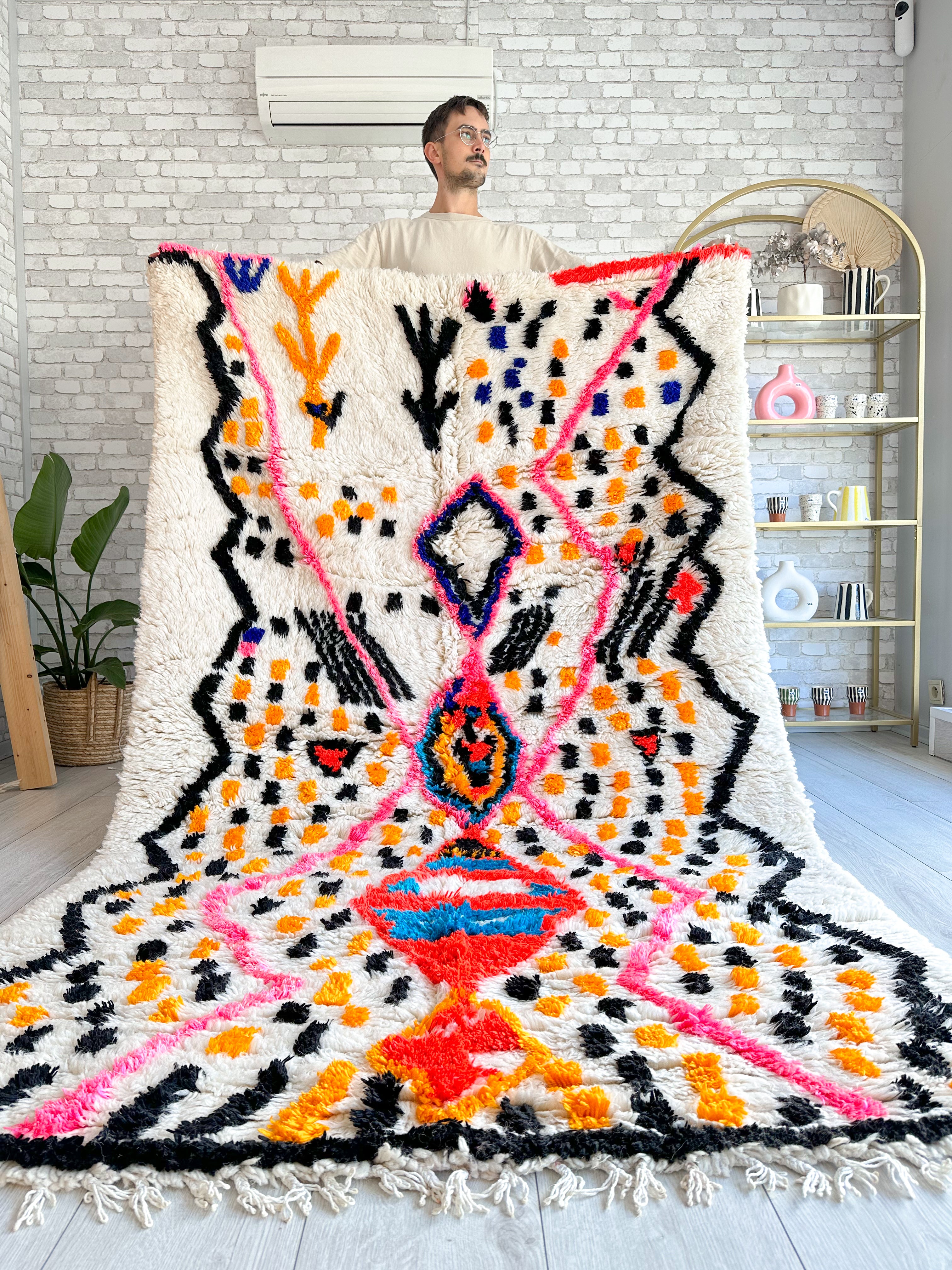 Colorful Berber rug 145 x 245 cm - n°687