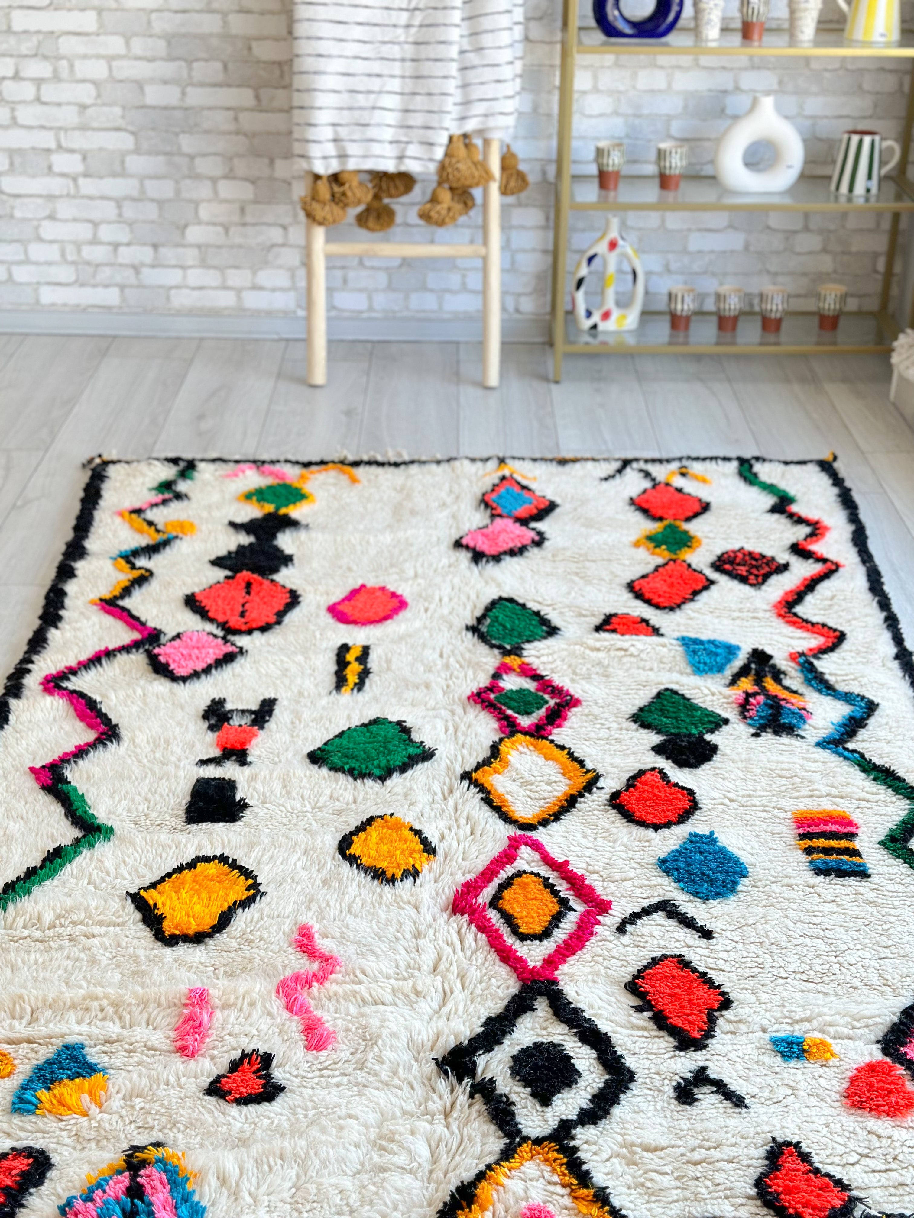 Colorful Berber rug 140 x 260 cm - n°608