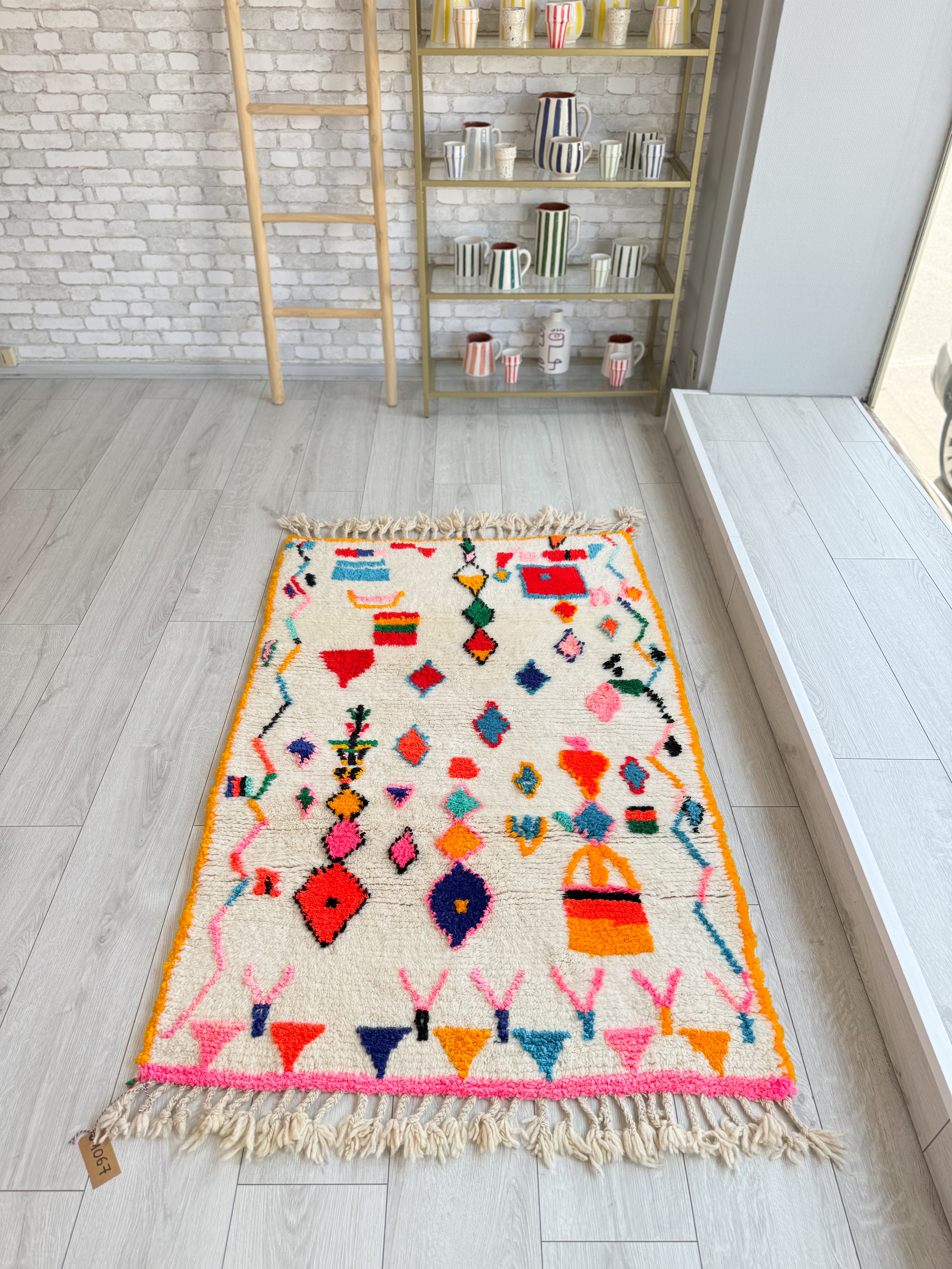 Colorful Berber Rug 100 x 162 cm / 3.3 x 5.3 ft - n°1067