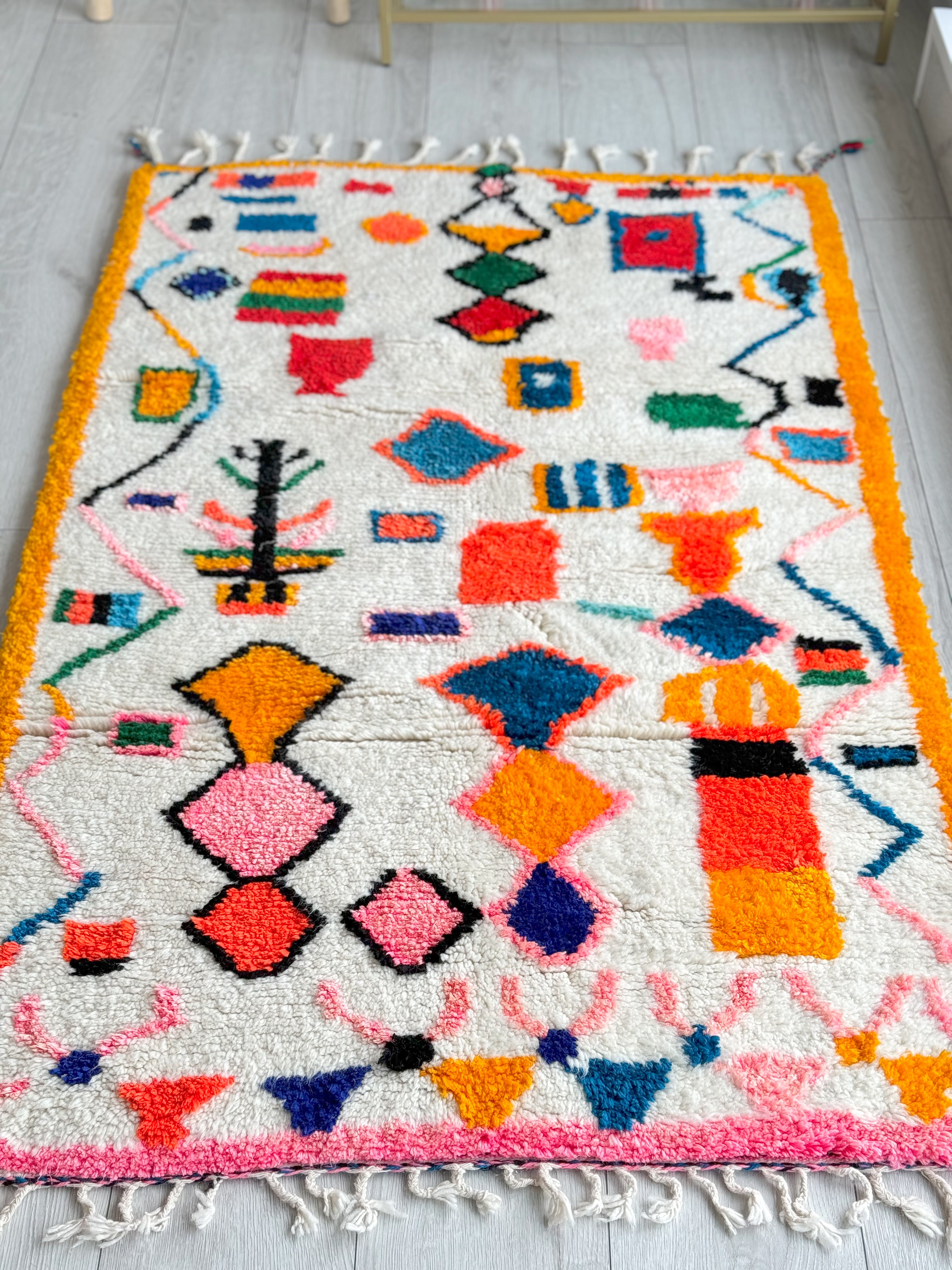 Tapis berbère coloré 104 x 173 cm - n°944