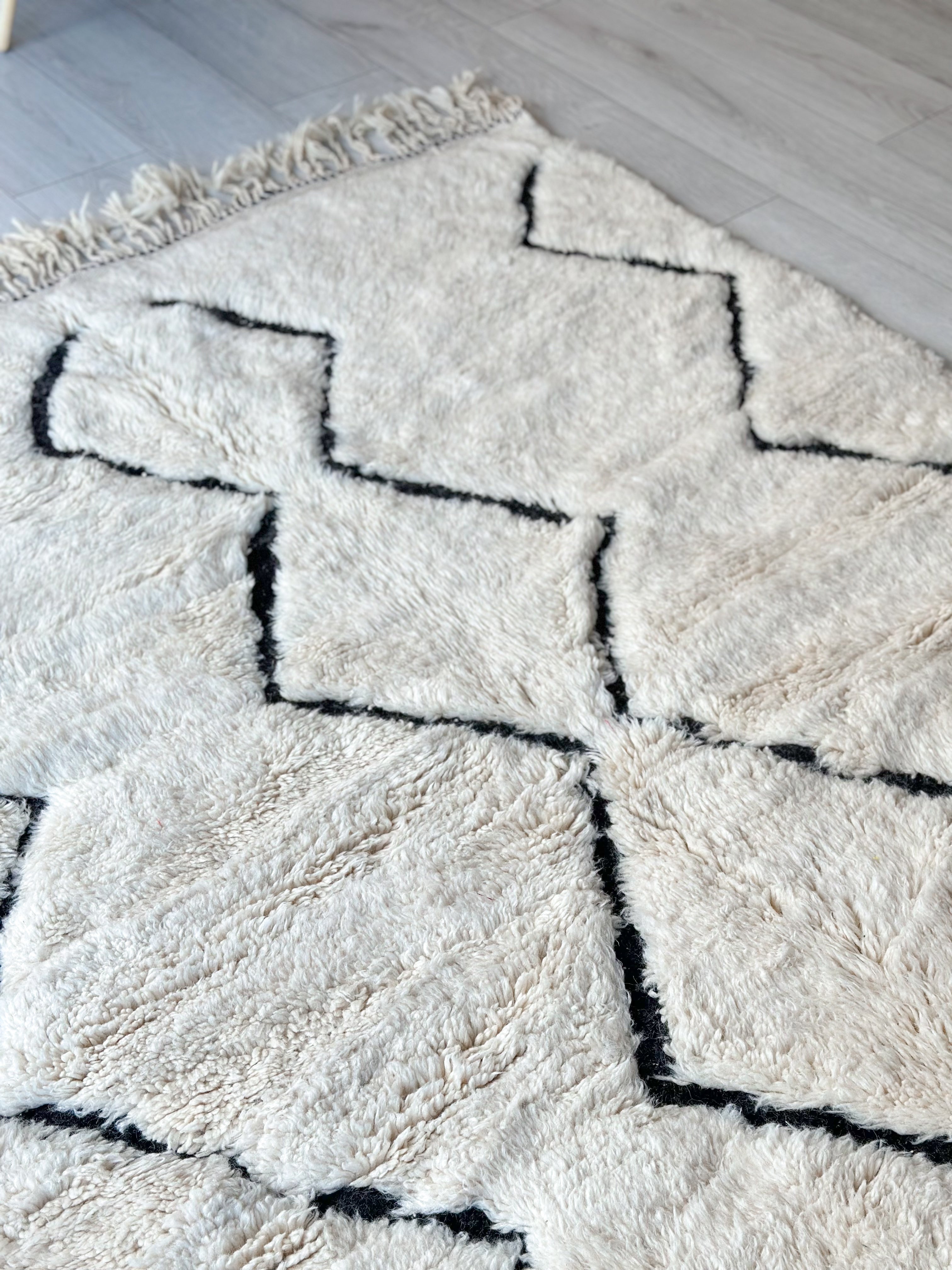 Beni Ouarain shaggy rug - 156 x 255 cm - n°701