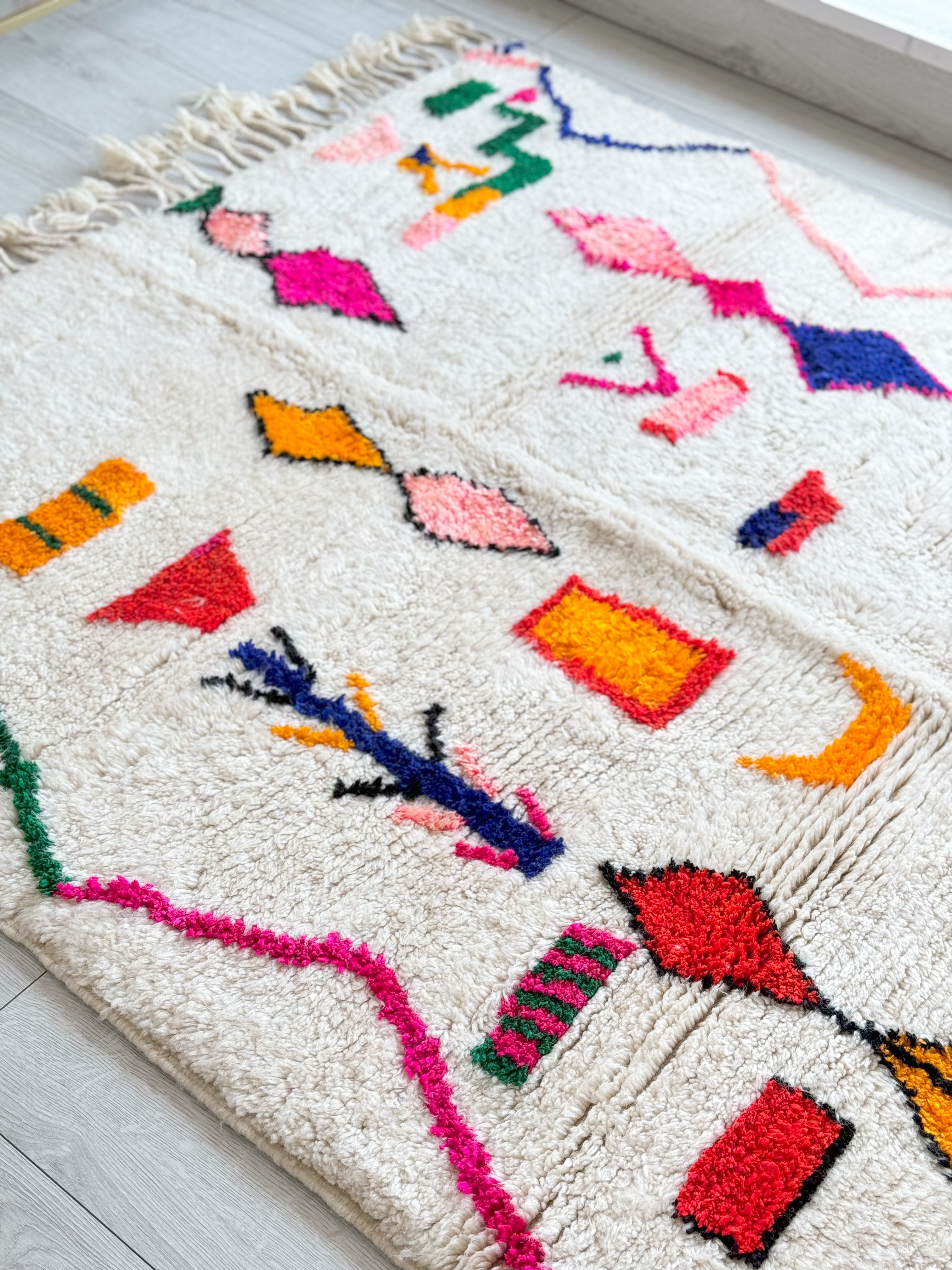 Colorful Berber rug 155 x 270 cm - n°980