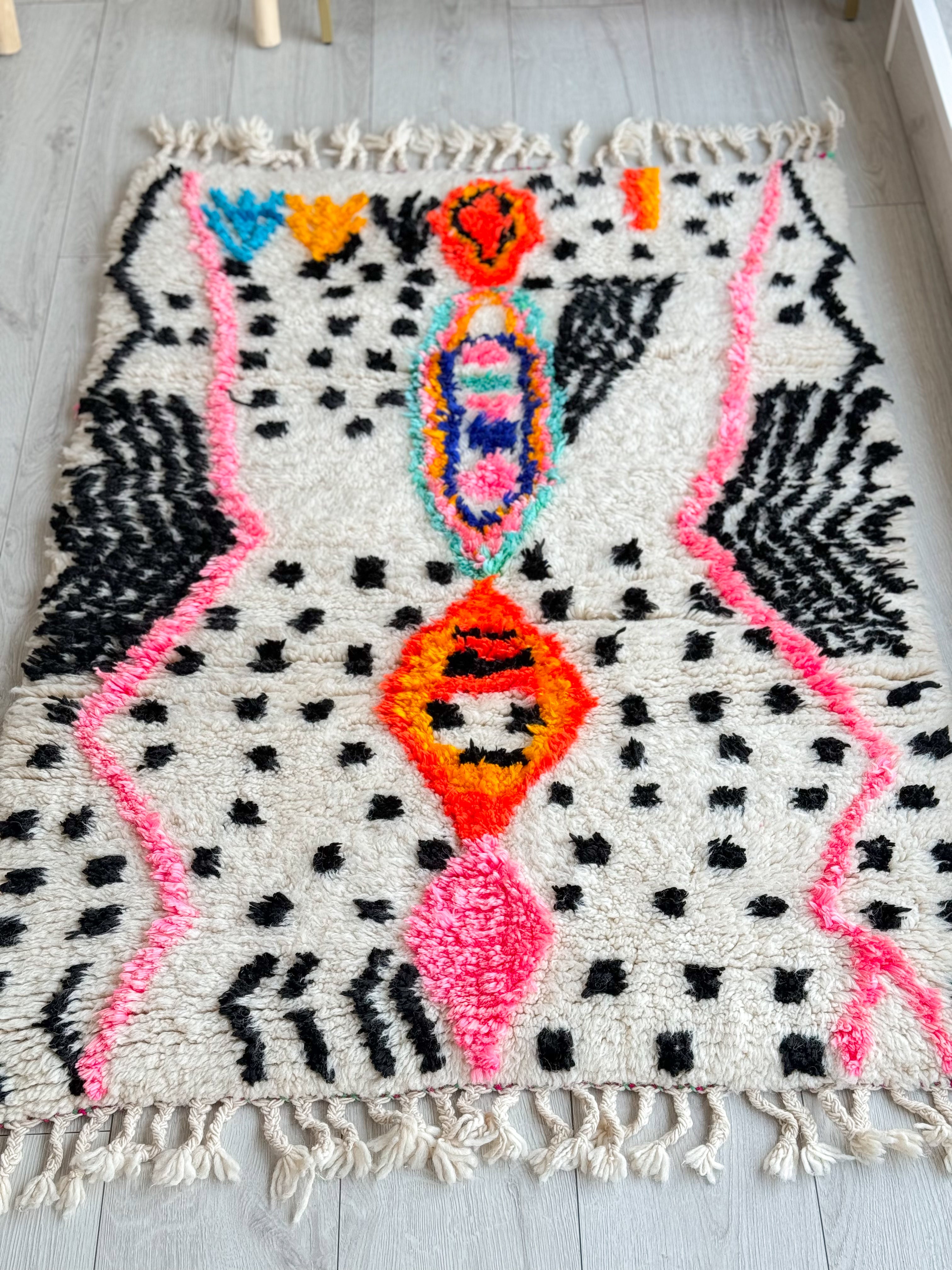 Bunter Berber-Zottelteppich 103 x 155 cm – Nr. 908