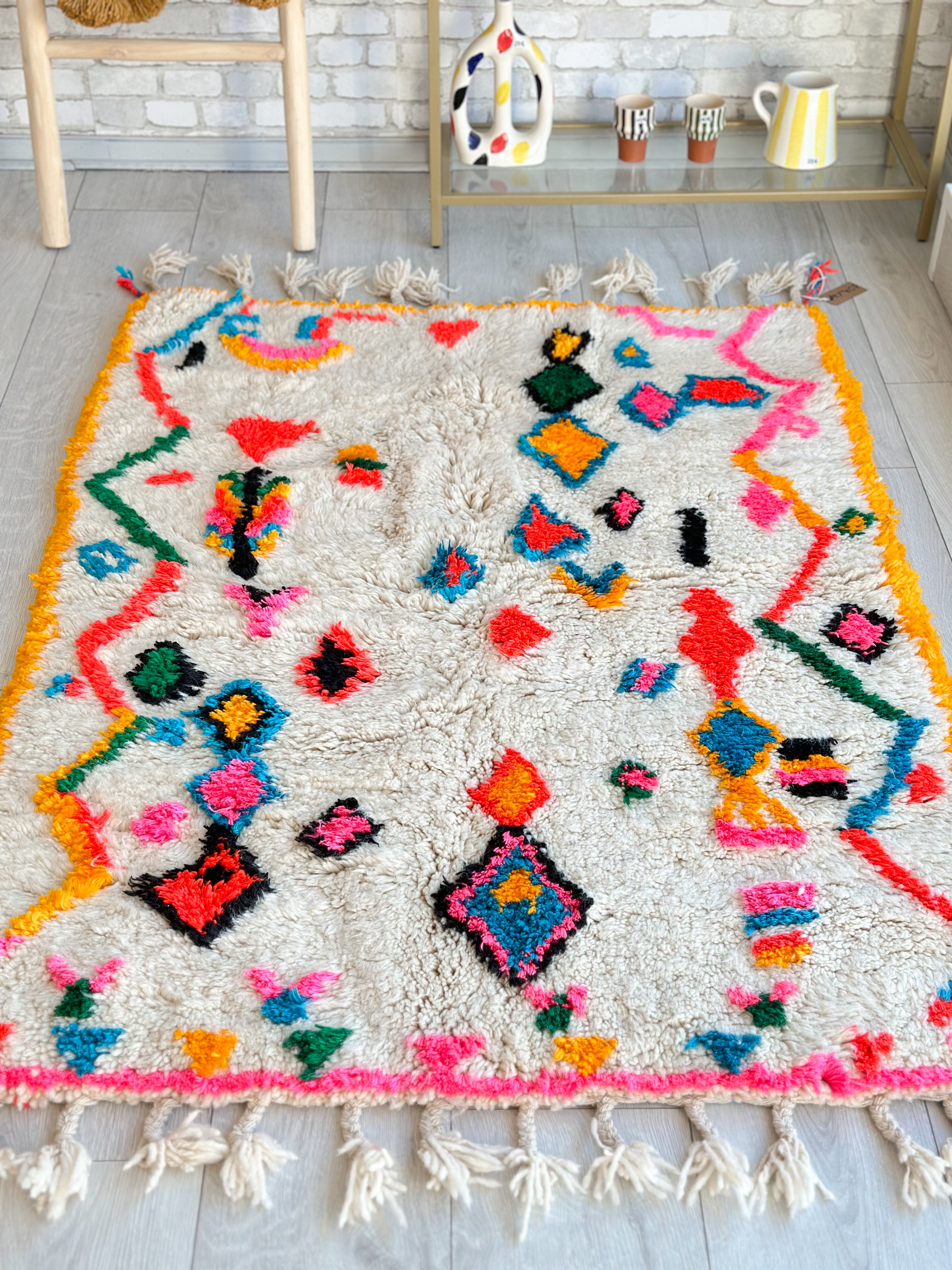 Colorful Berber rug 107 x 170 cm - n°717