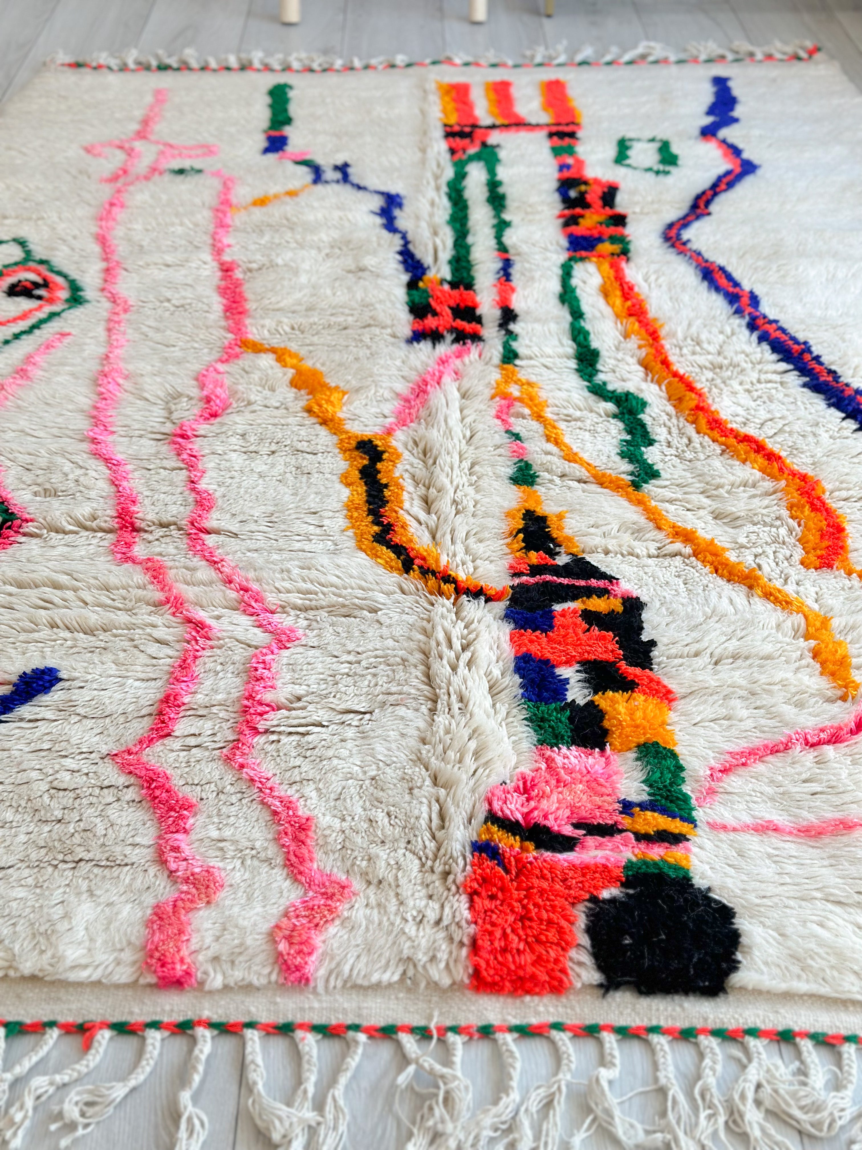 Colorful Berber rug 160 x 265 cm - n°590