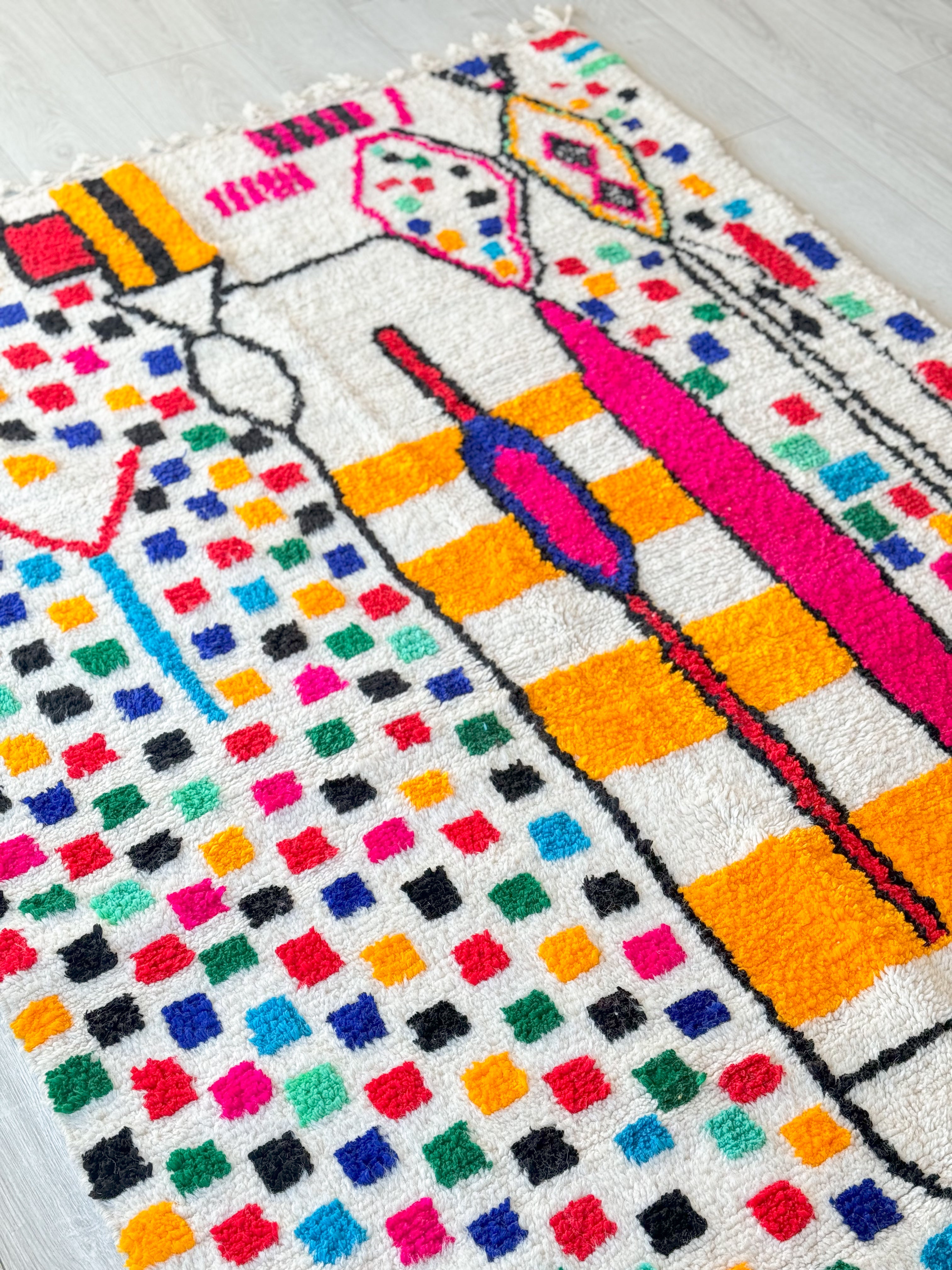 Colorful Berber rug 146 x 250 cm - n°904