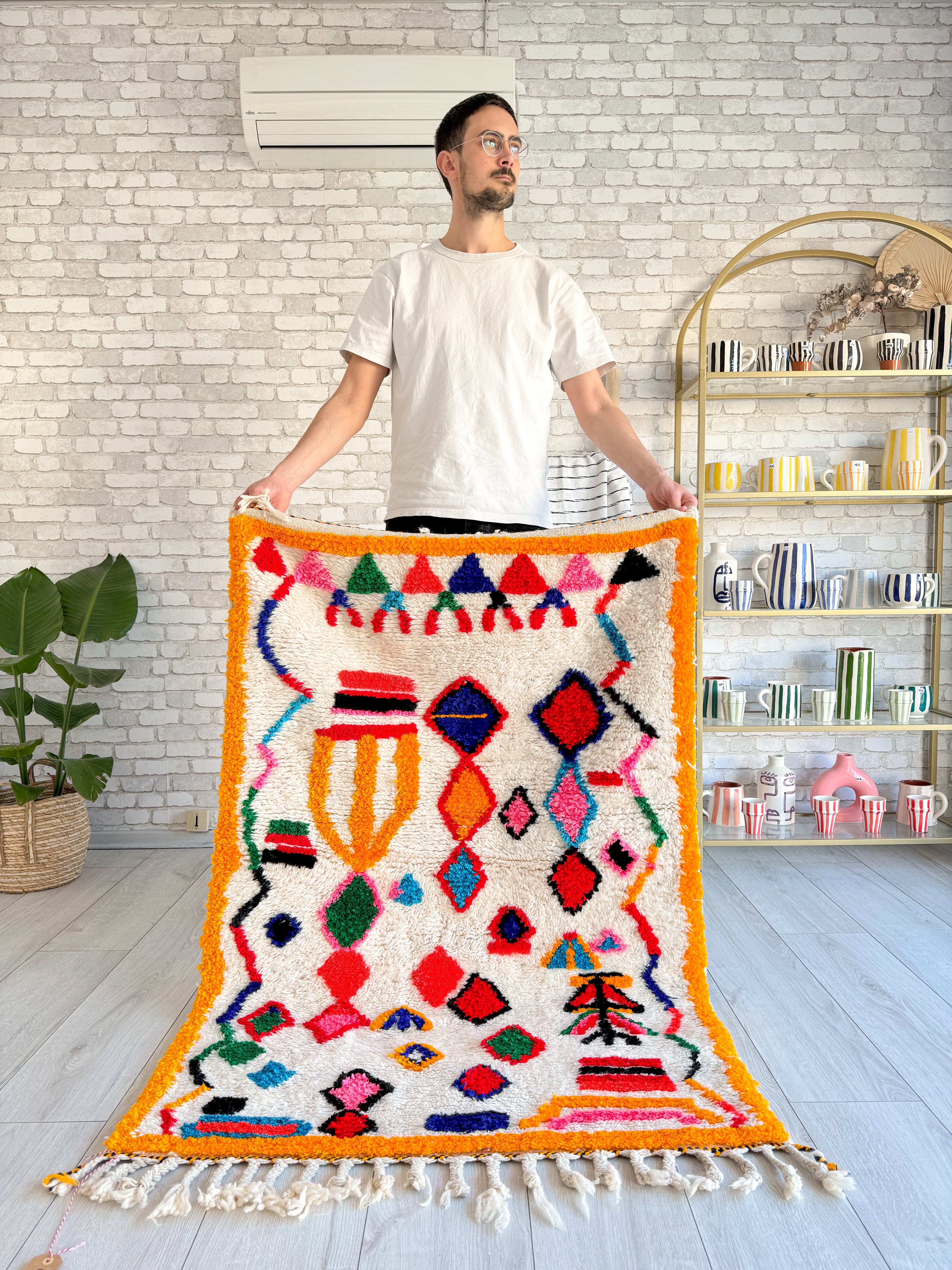 Colorful Berber rug 100 x 160 cm - n°851