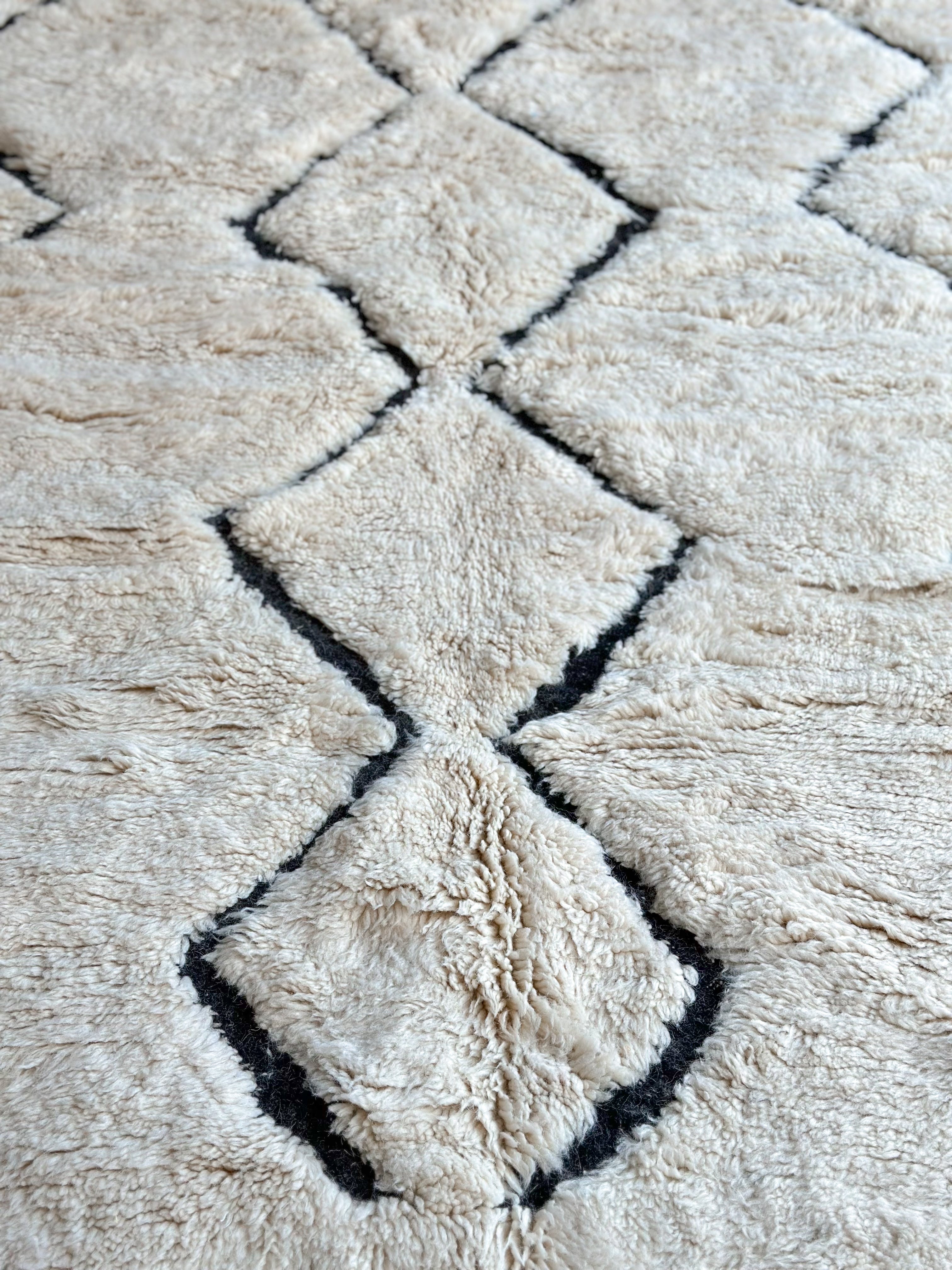 Beni Ouarain shaggy rug - 156 x 255 cm - n°701