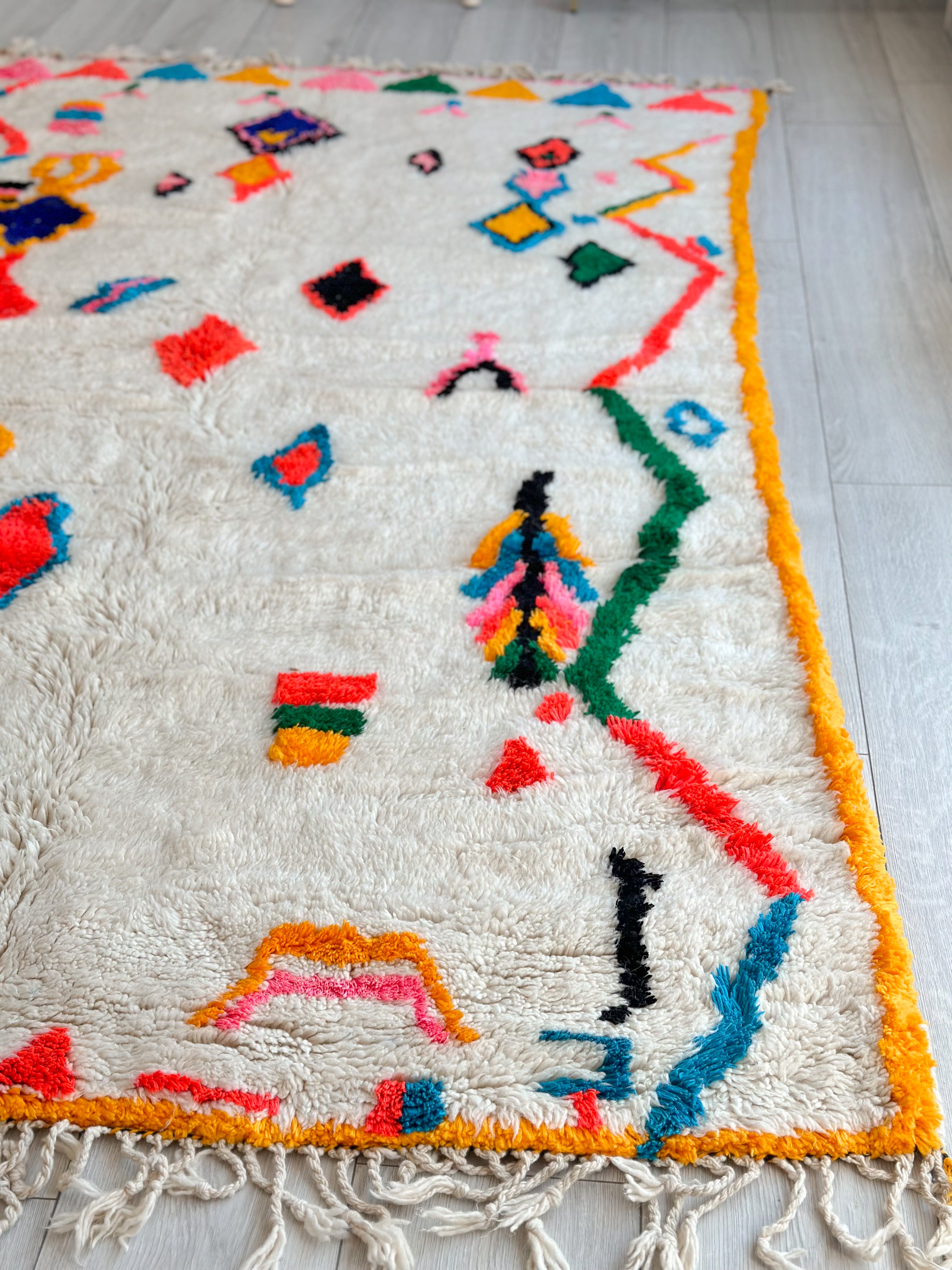 Colorful Berber rug 147 x 270 cm - n°622