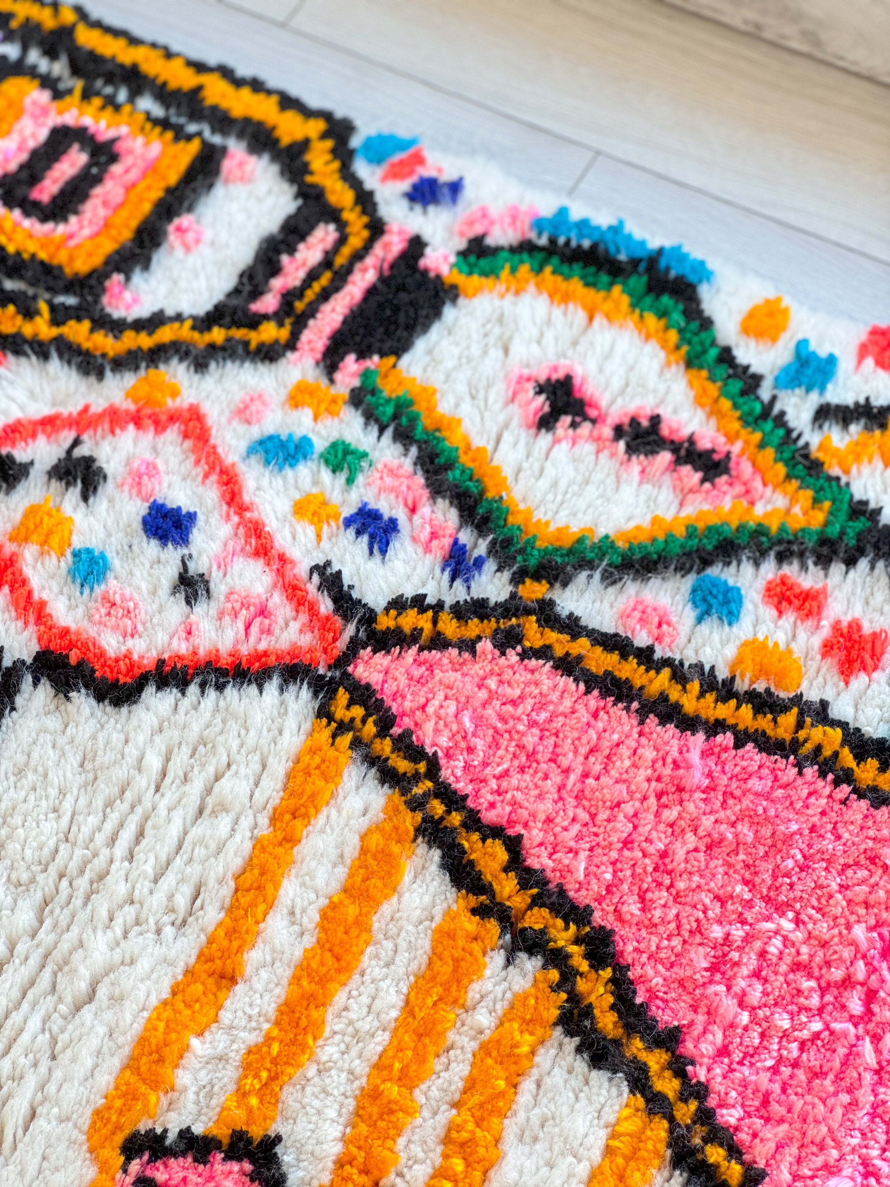 Colorful Berber rug 93 x 160 cm - n°919