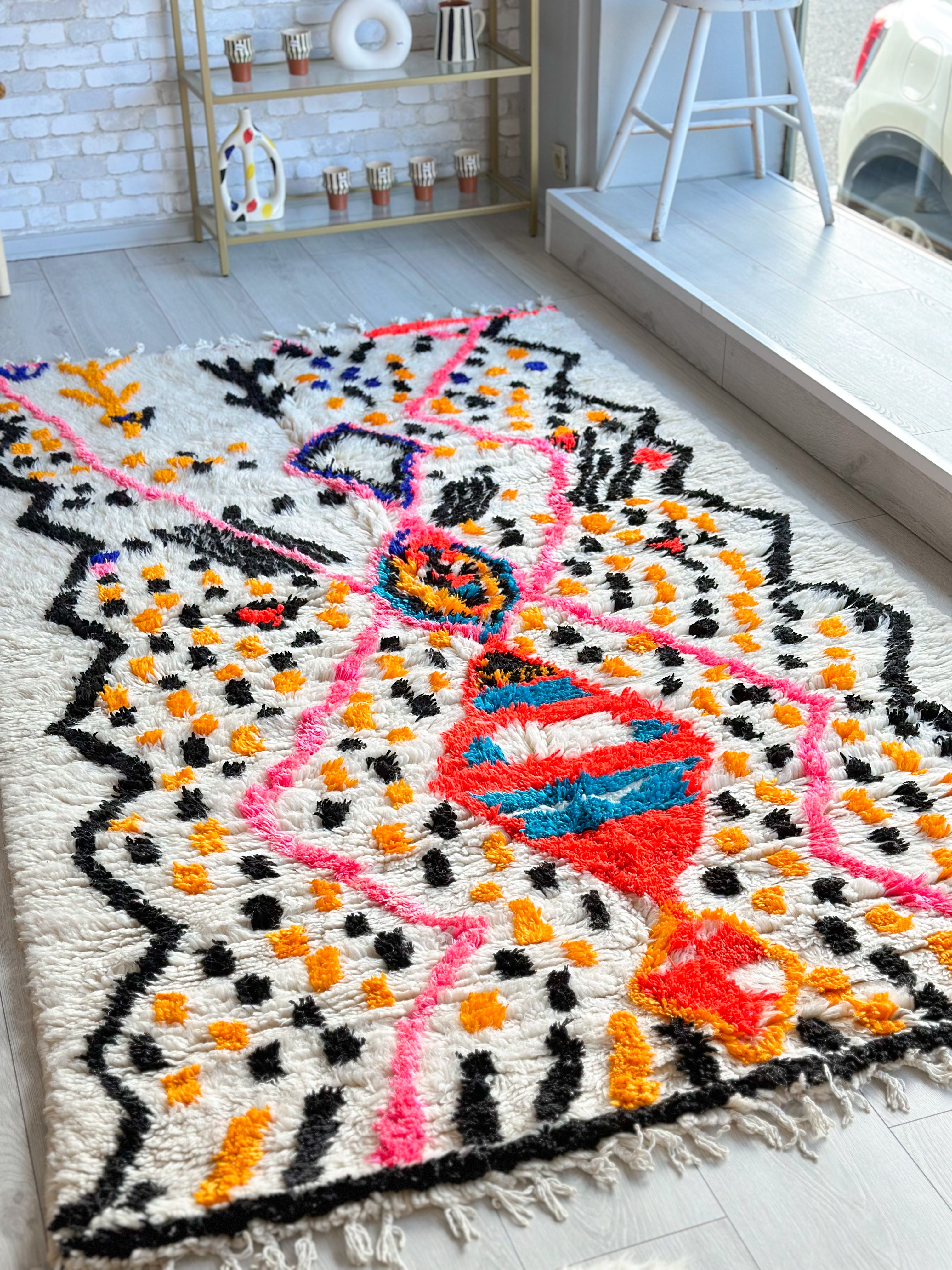 Colorful Berber rug 145 x 245 cm - n°687