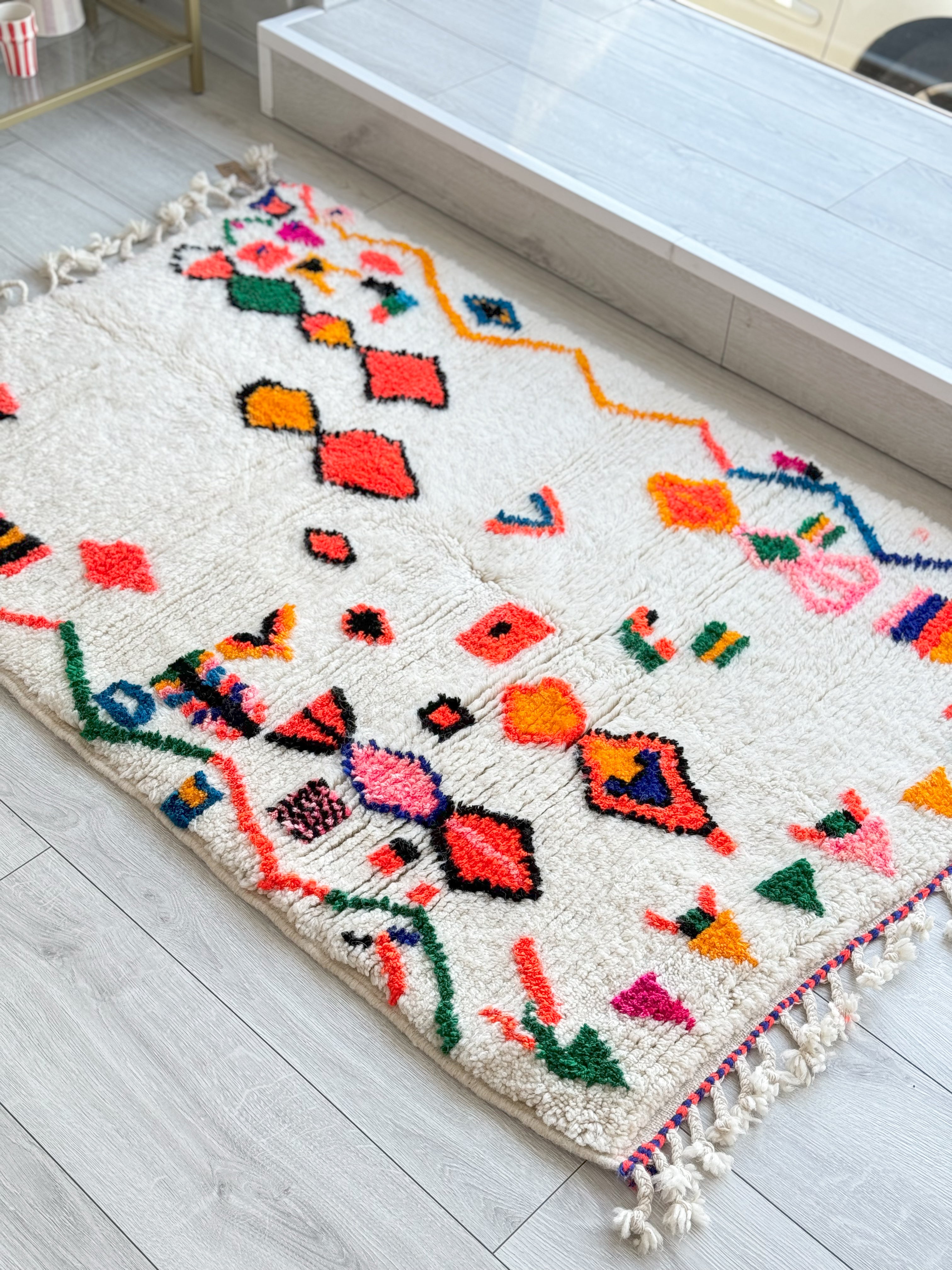 Colorful Berber rug 100 x 157 cm - n°1010