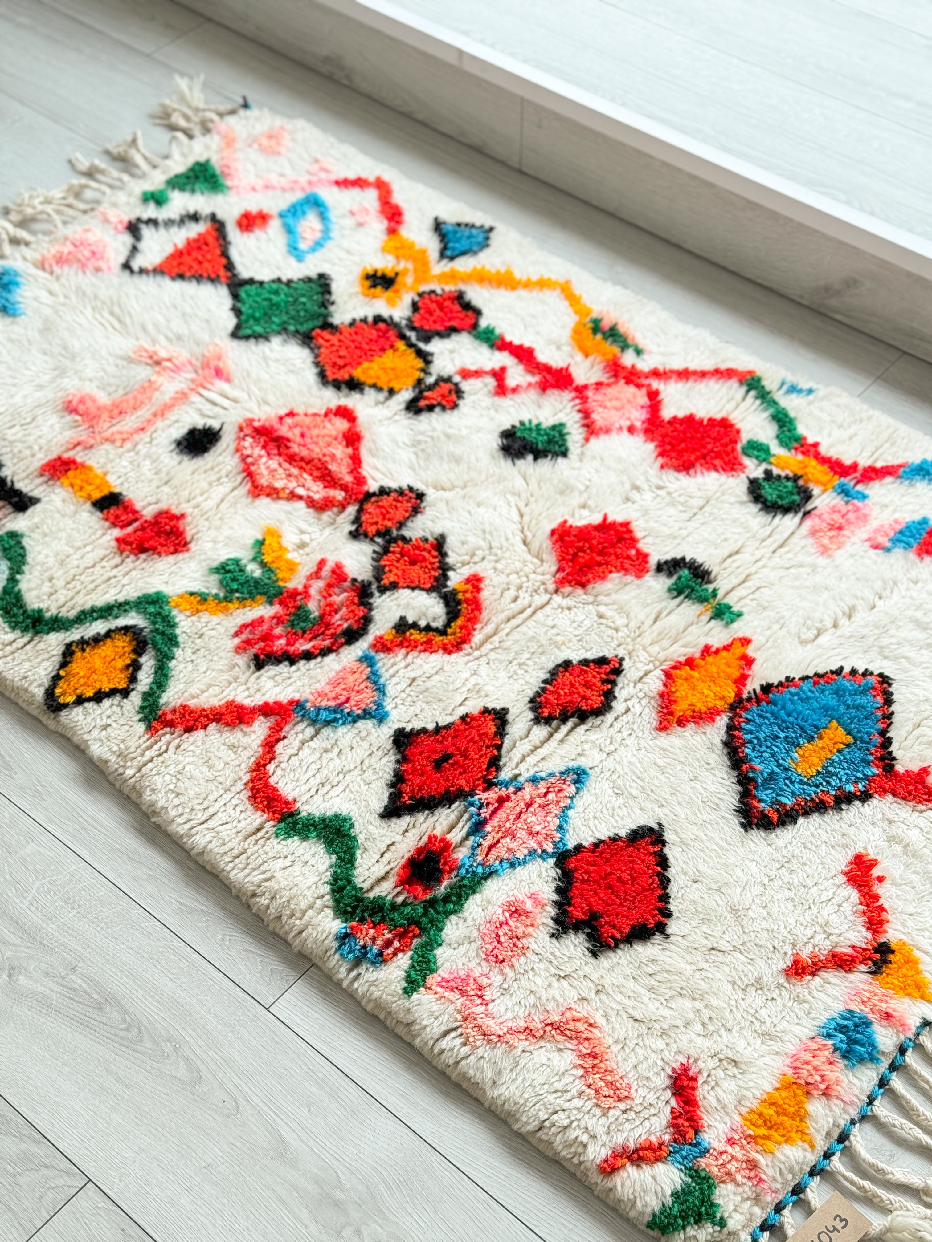 Colorful Berber rug 97 x 168 cm - n°1043