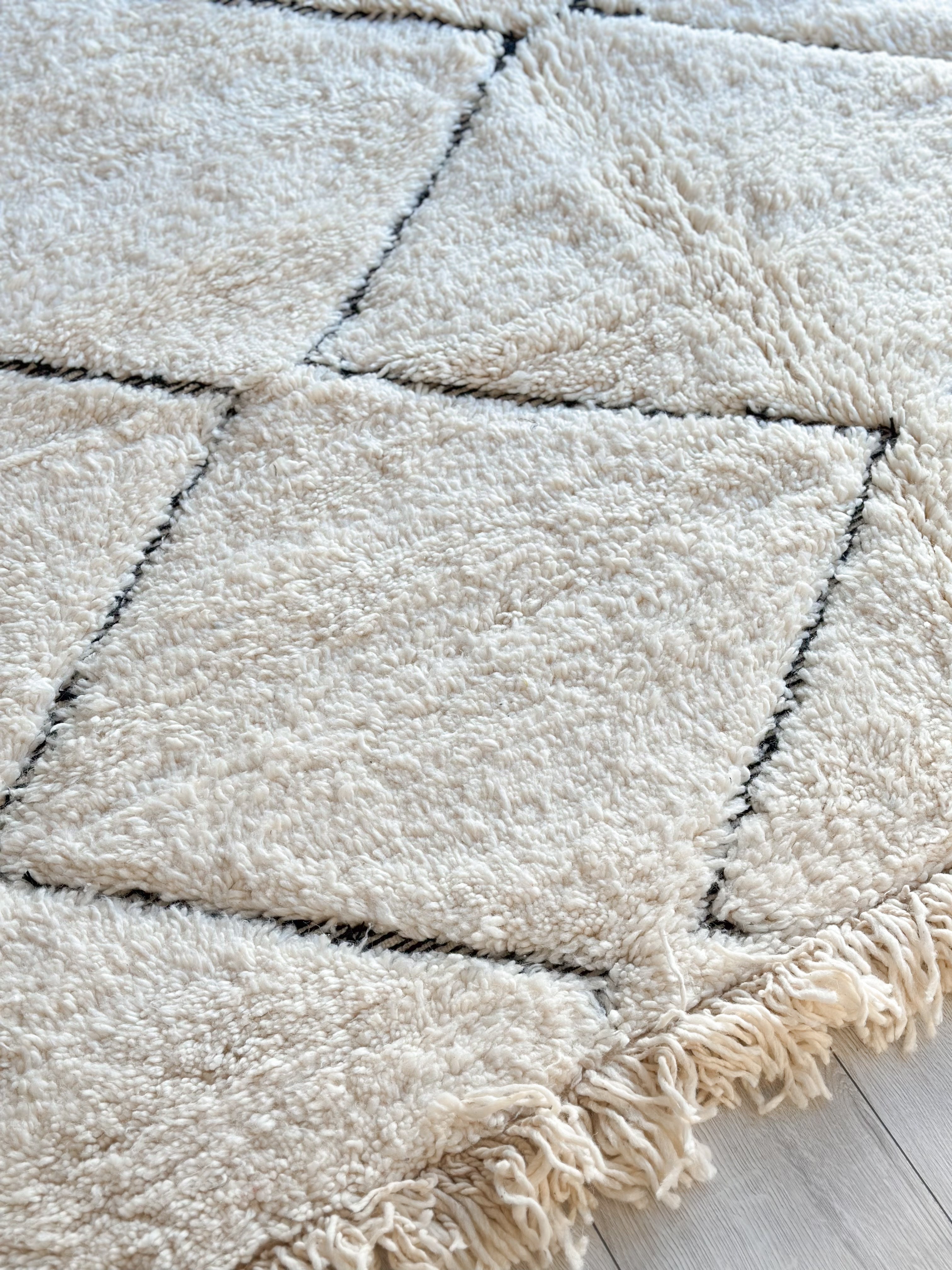 Beni Ouarain shaggy rug - 198 x 320 cm - n°752