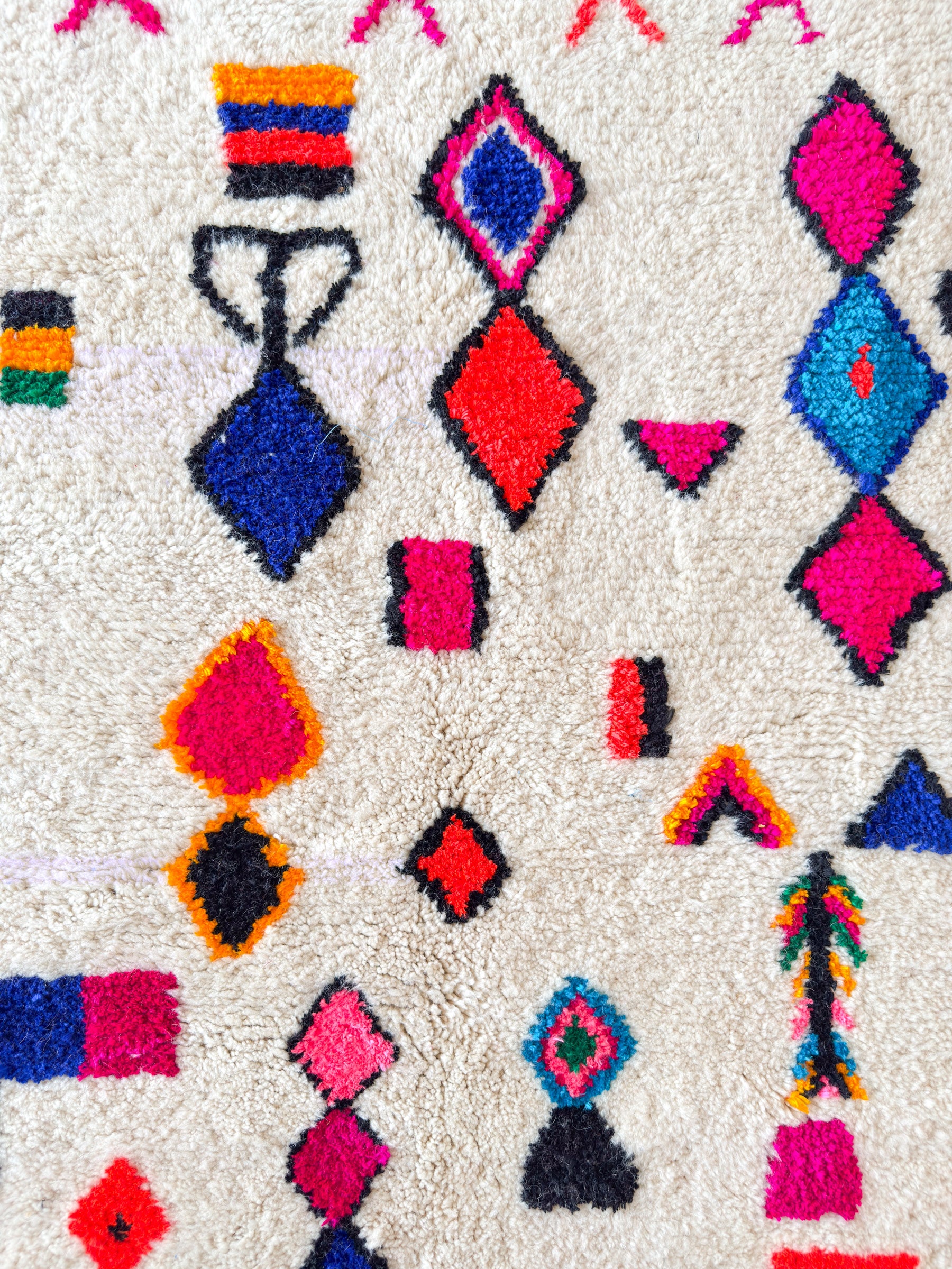 Colorful Berber rug 118 x 176 cm - no. 2080