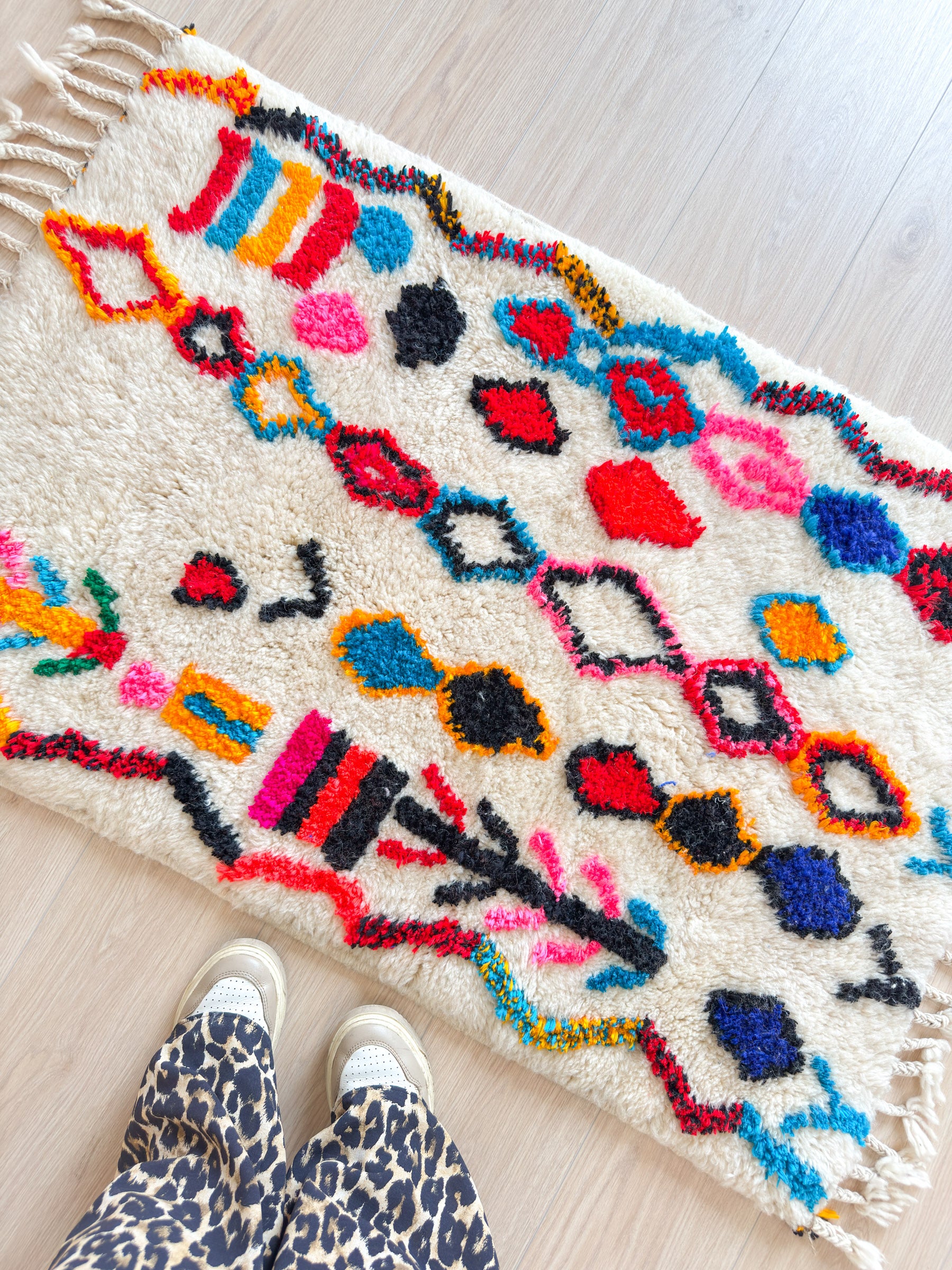 Tapis berbère coloré 77 x 132 cm - n°1937