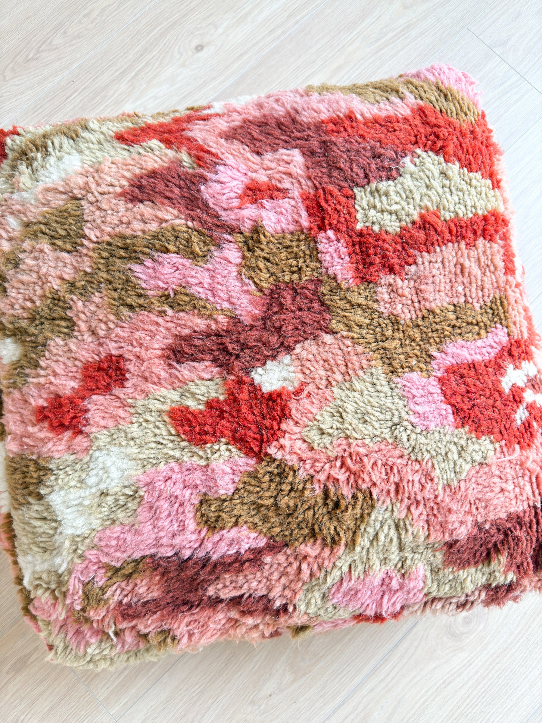 Pouf Marocain, pouf berbère coloré - 60 x 60 cm - n°24