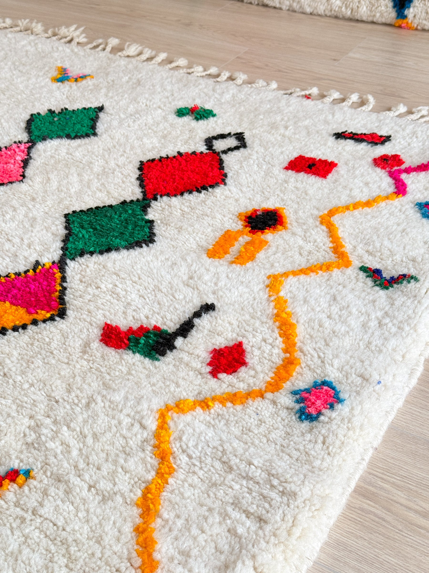 Colorful Berber rug 155 x 240 cm - n°1903