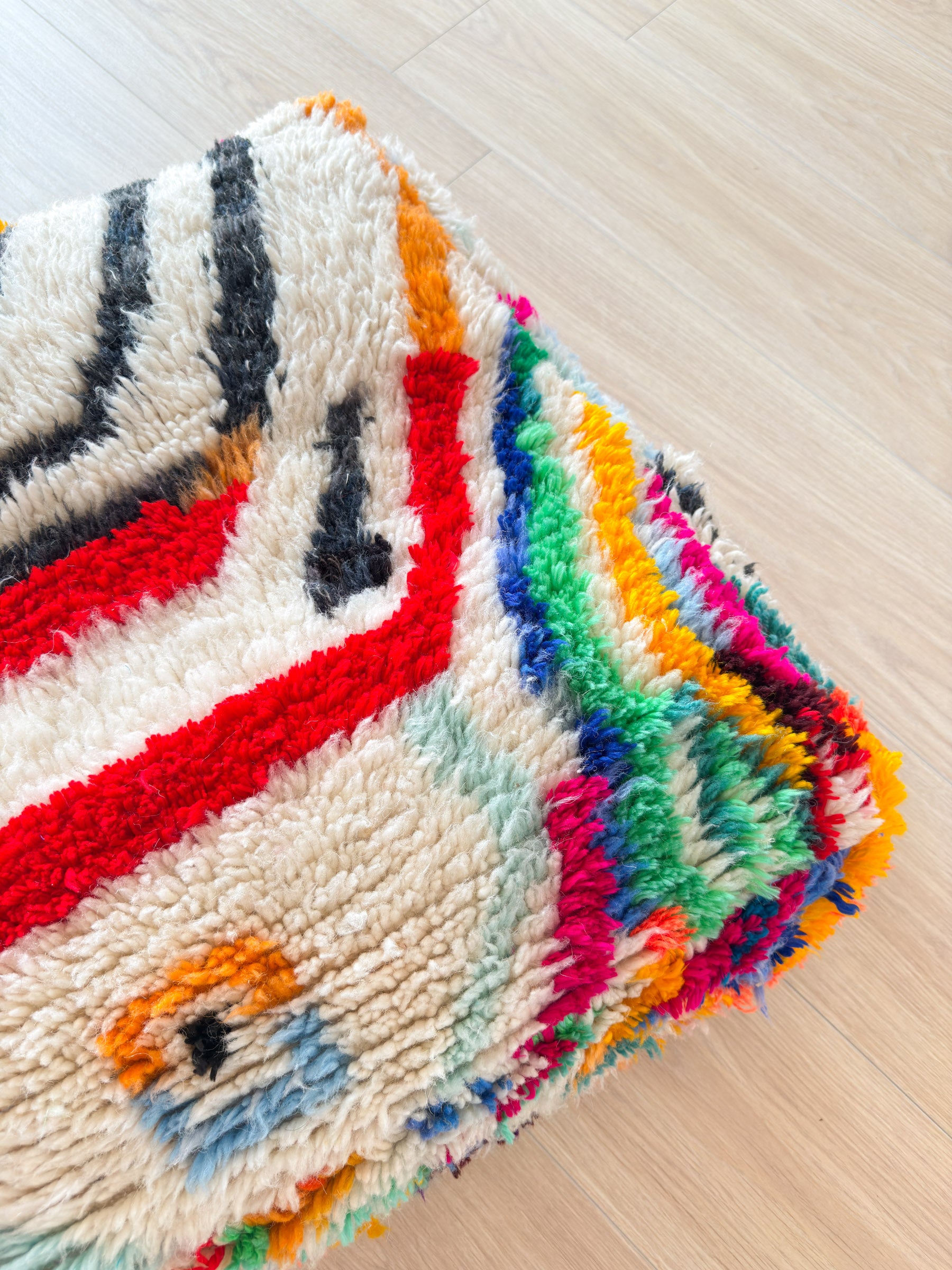 Moroccan pouf, colorful Berber pouf - 60 x 60 cm - n°1