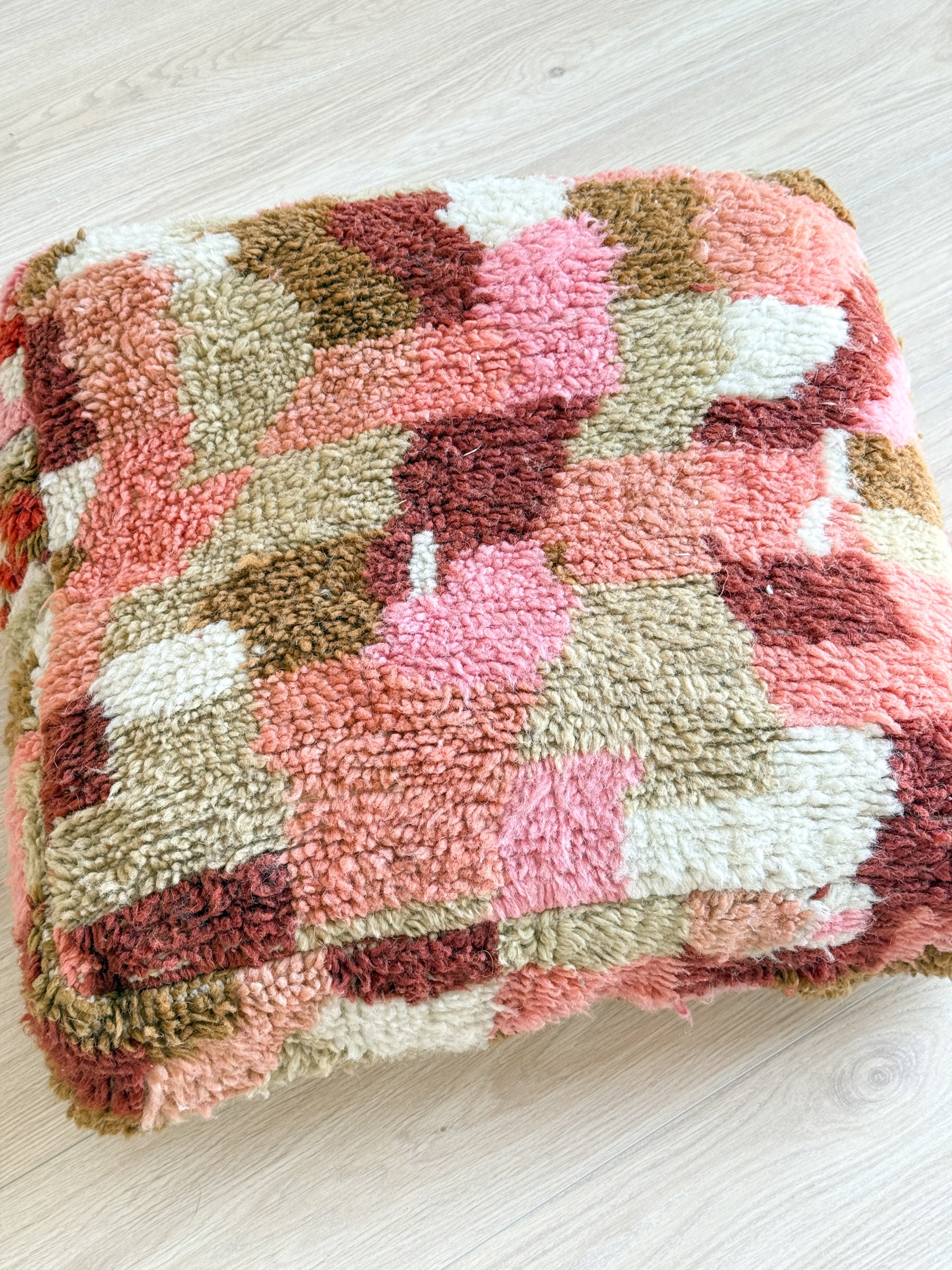 Marokkanischer Pouf, bunter Berber-Pouf - 60 x 60 cm - Nr. 29
