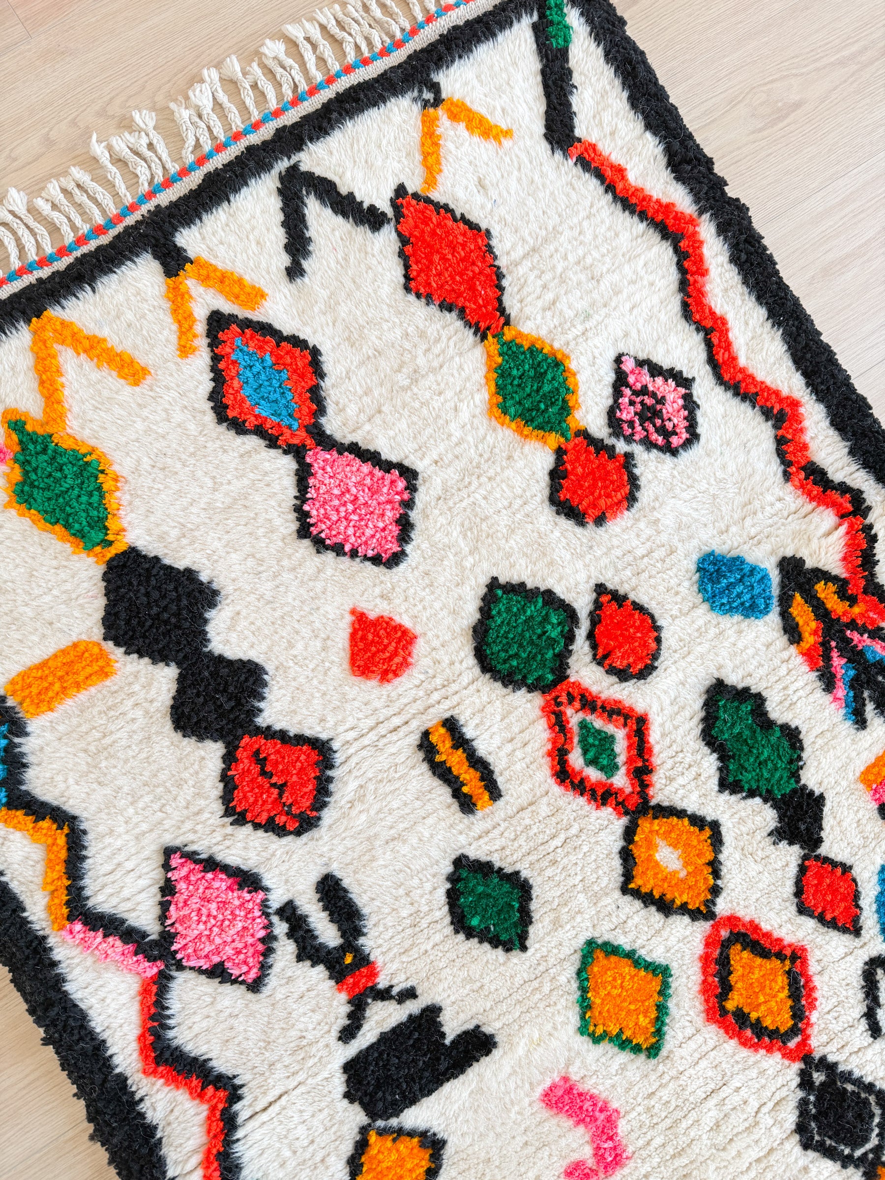 Bunter Berberteppich 102 x 166 cm - Nr. 2344