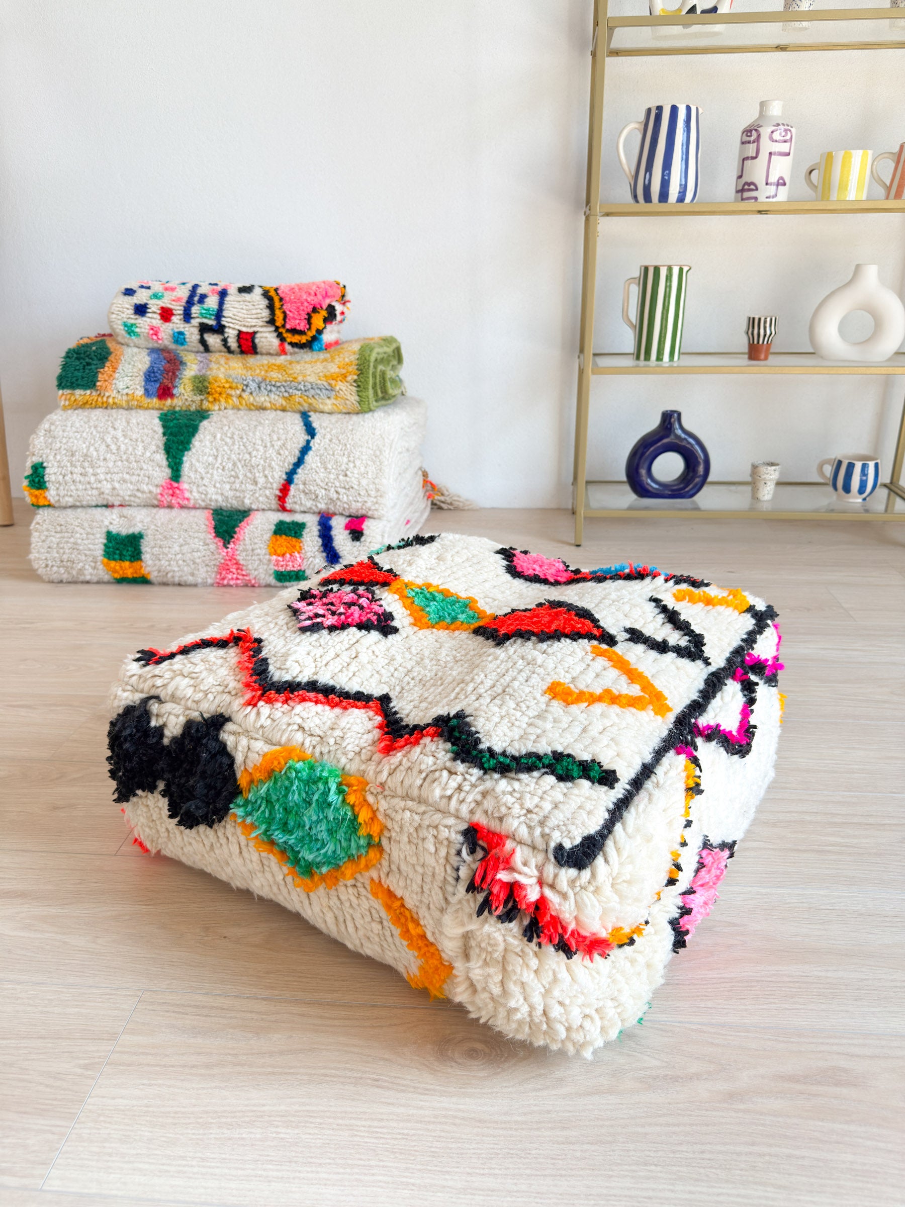Marokkanischer Pouf, bunter Berber-Pouf - 60 x 60 cm - Nr. 41