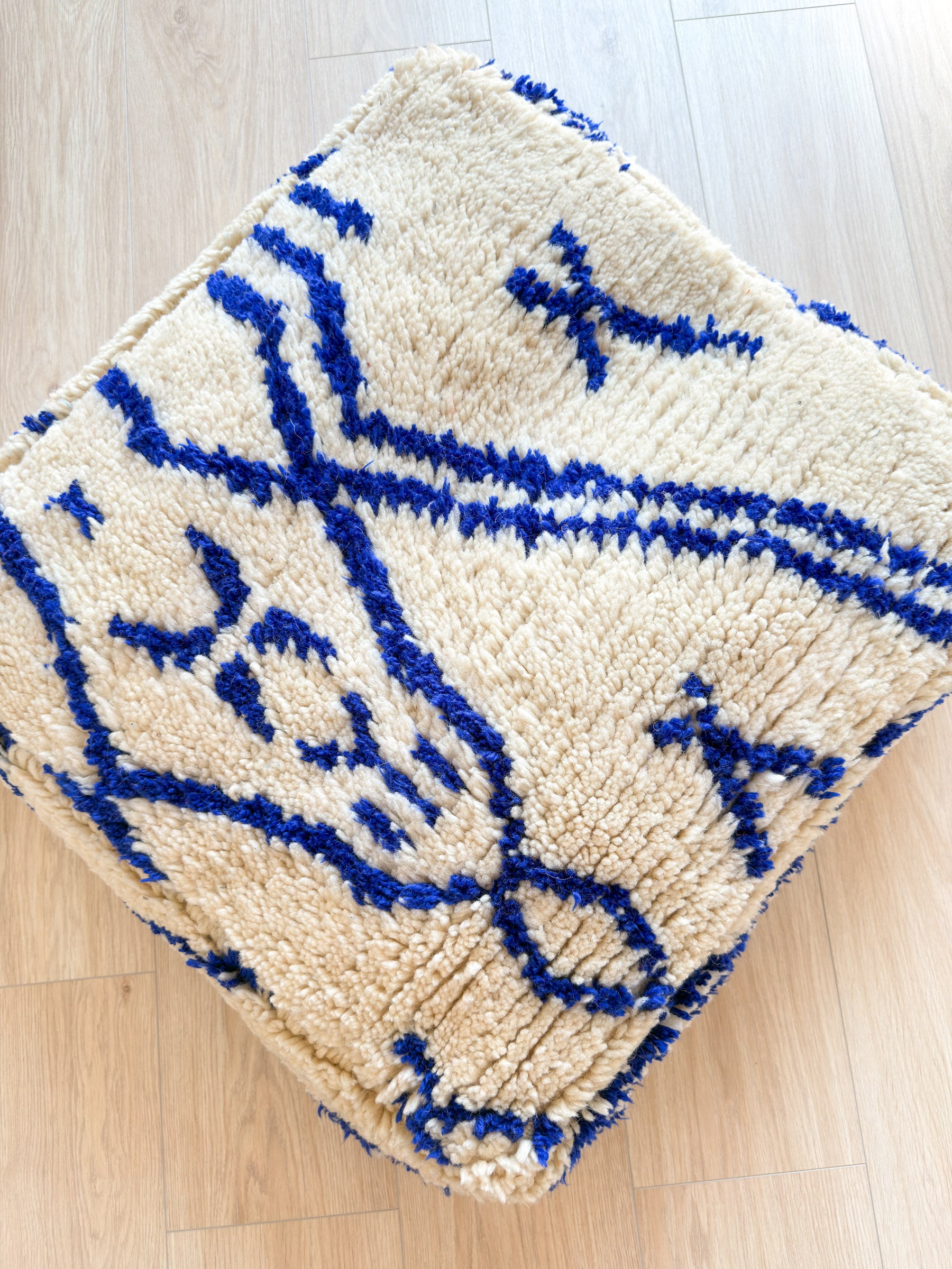 Moroccan pouf, colorful Berber pouf - 60 x 60 cm - n°44