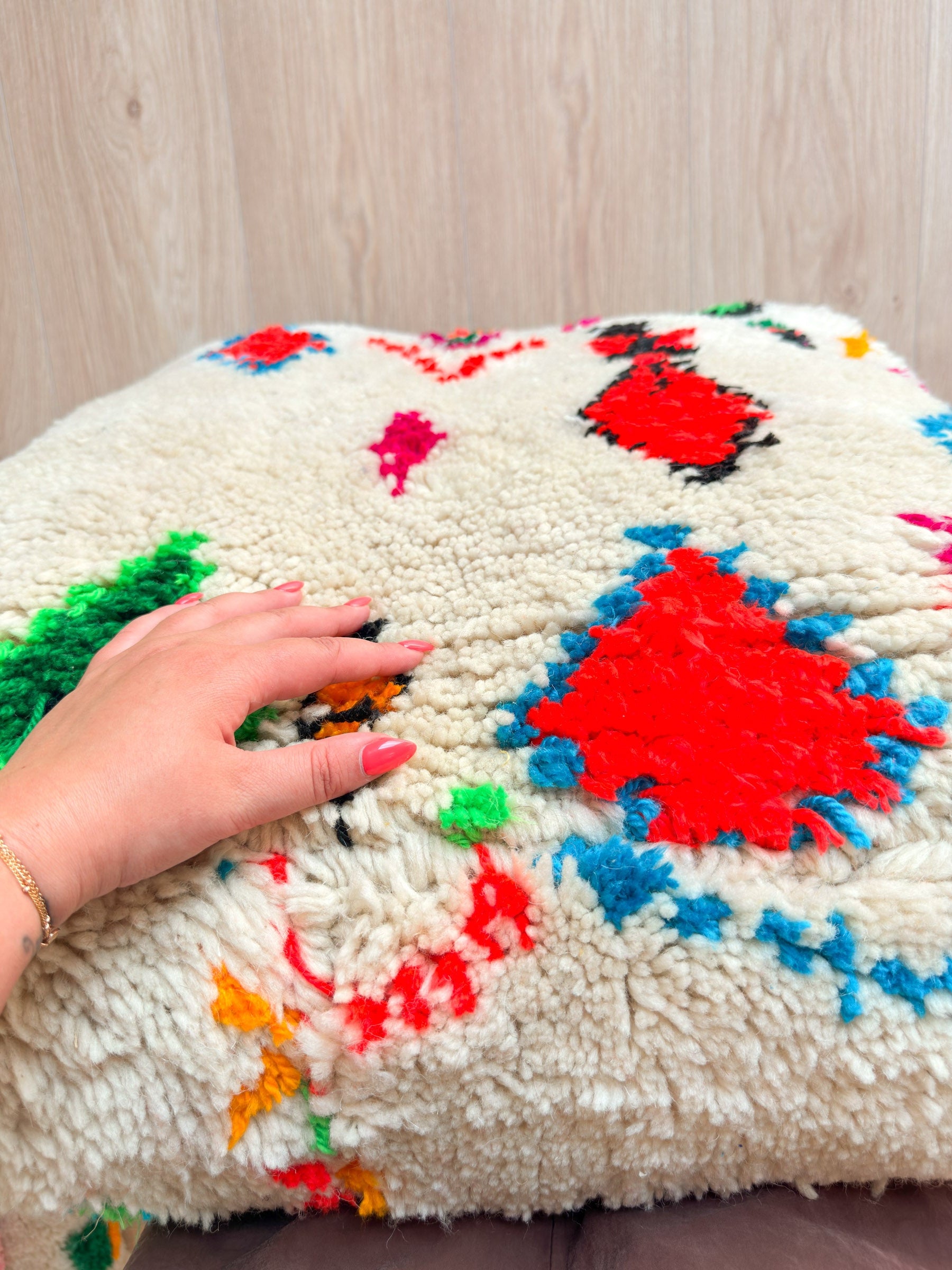 Moroccan pouf, colorful Berber pouf - 60 x 60 cm - n°46