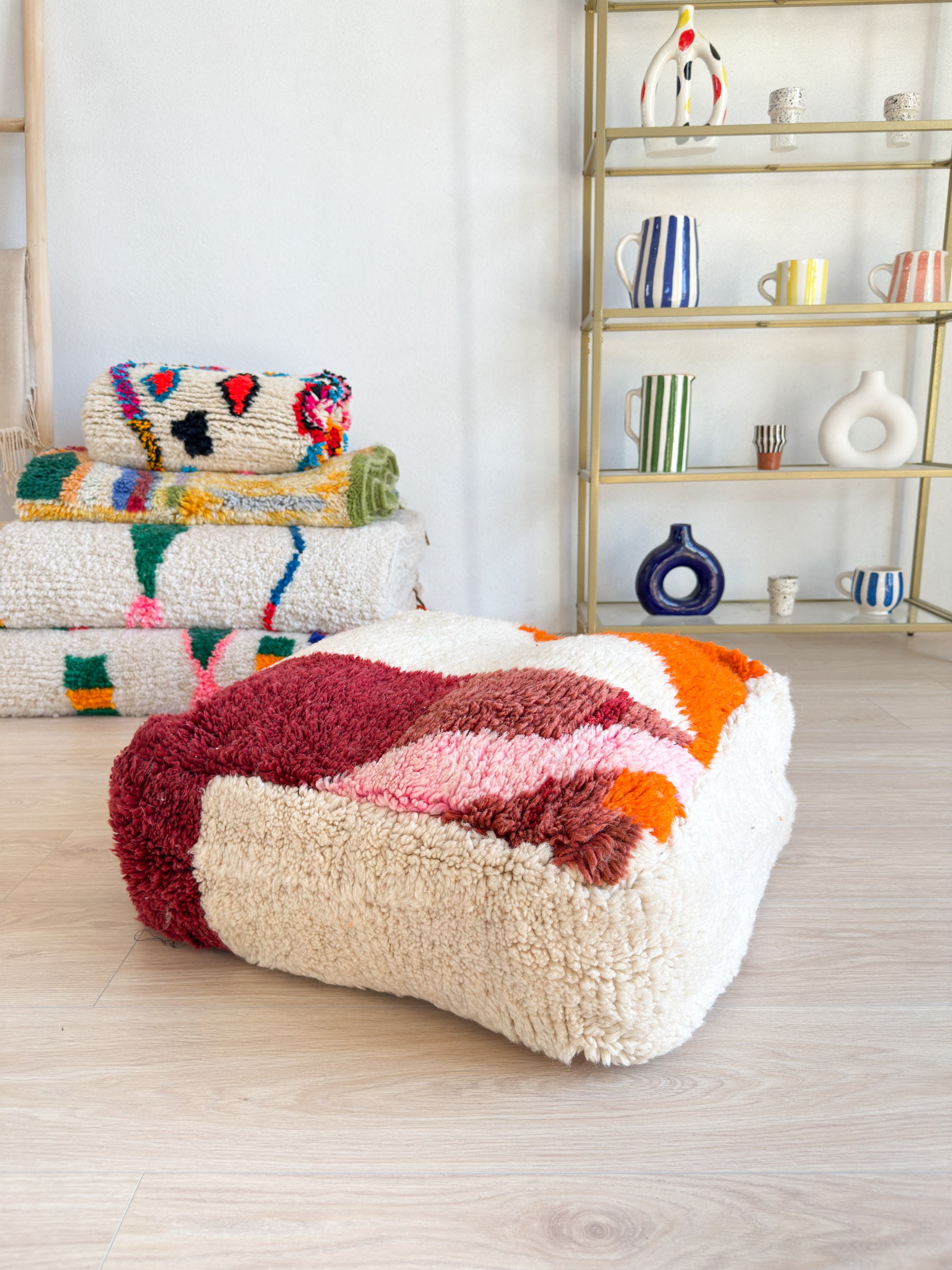 Marokkanischer Pouf, bunter Berber-Pouf - 60 x 60 cm - Nr. 31