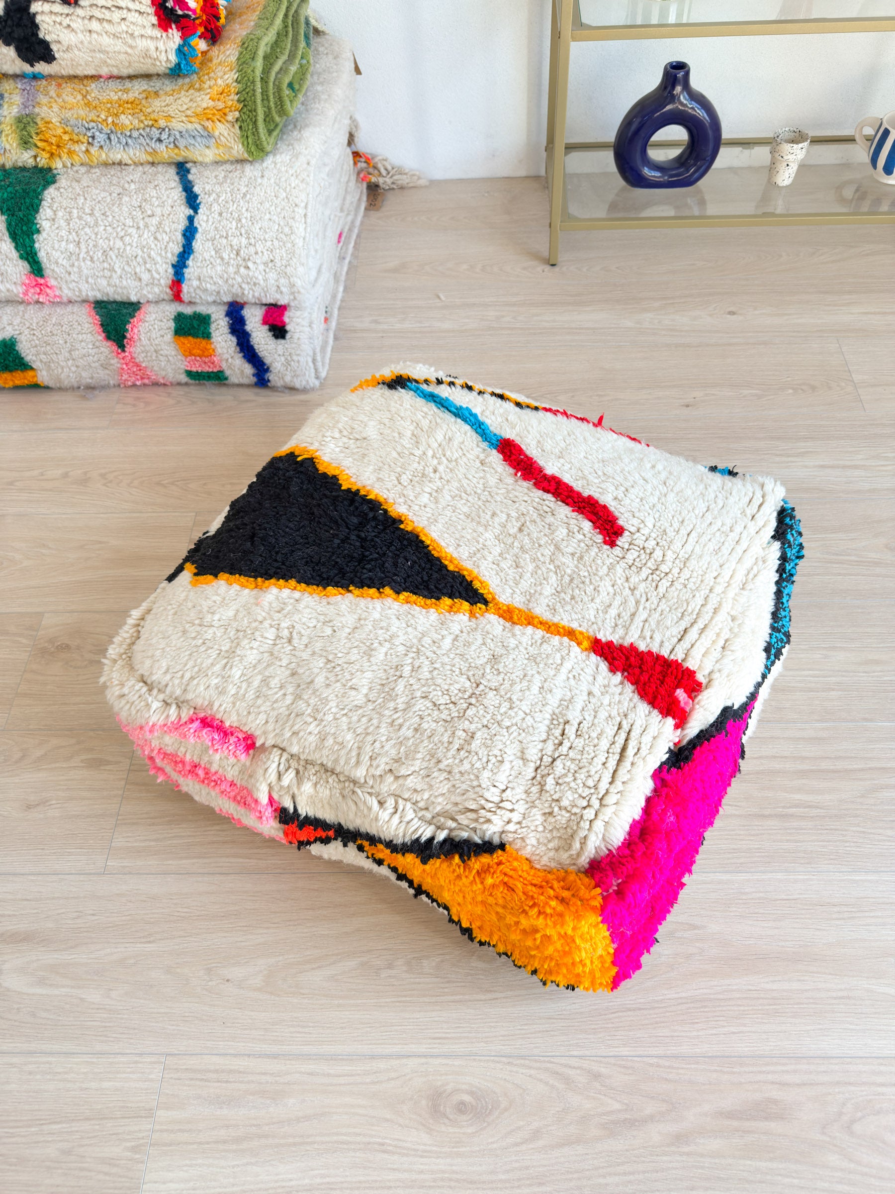 Pouf Marocain, pouf berbère coloré - 60 x 60 cm - n°32