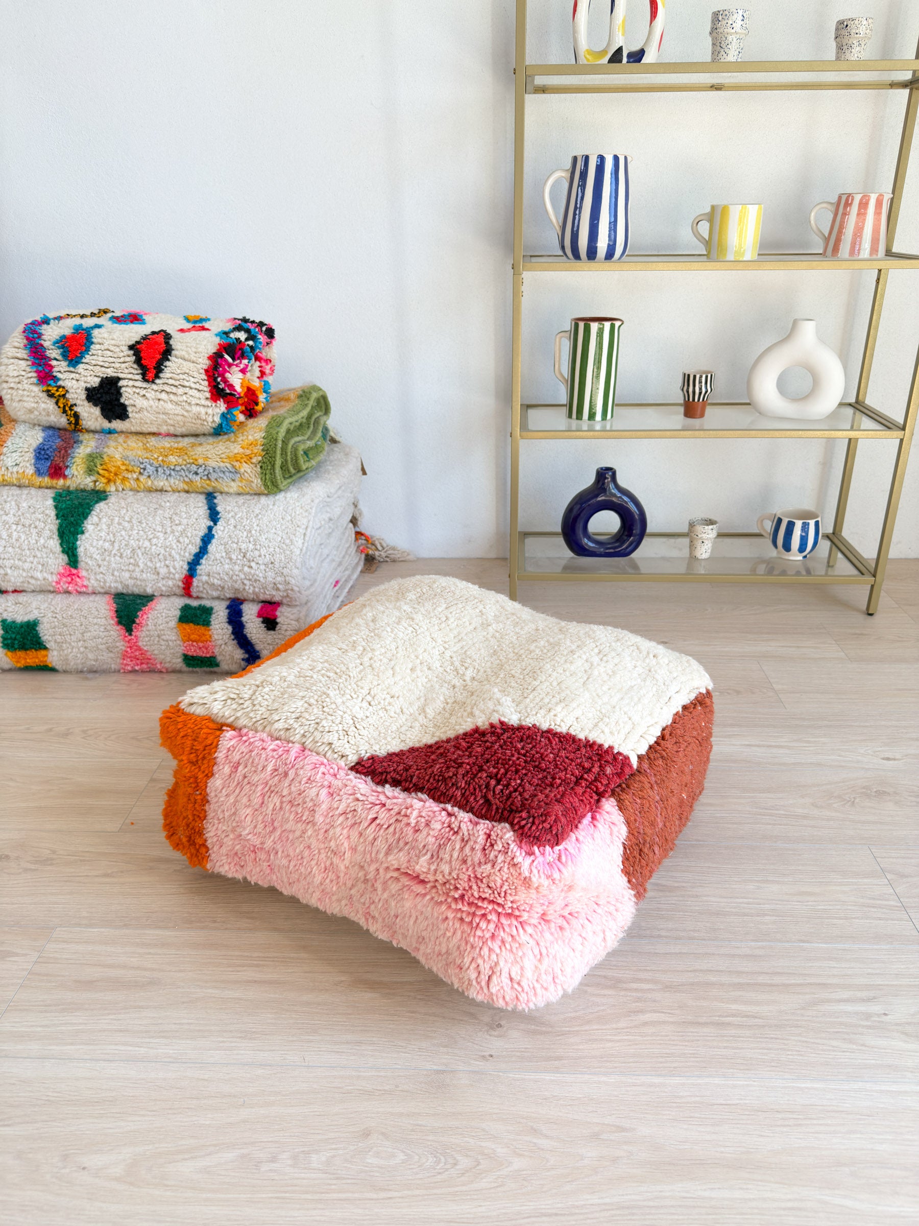 Marokkanischer Pouf, bunter Berber-Pouf - 60 x 60 cm - Nr. 34