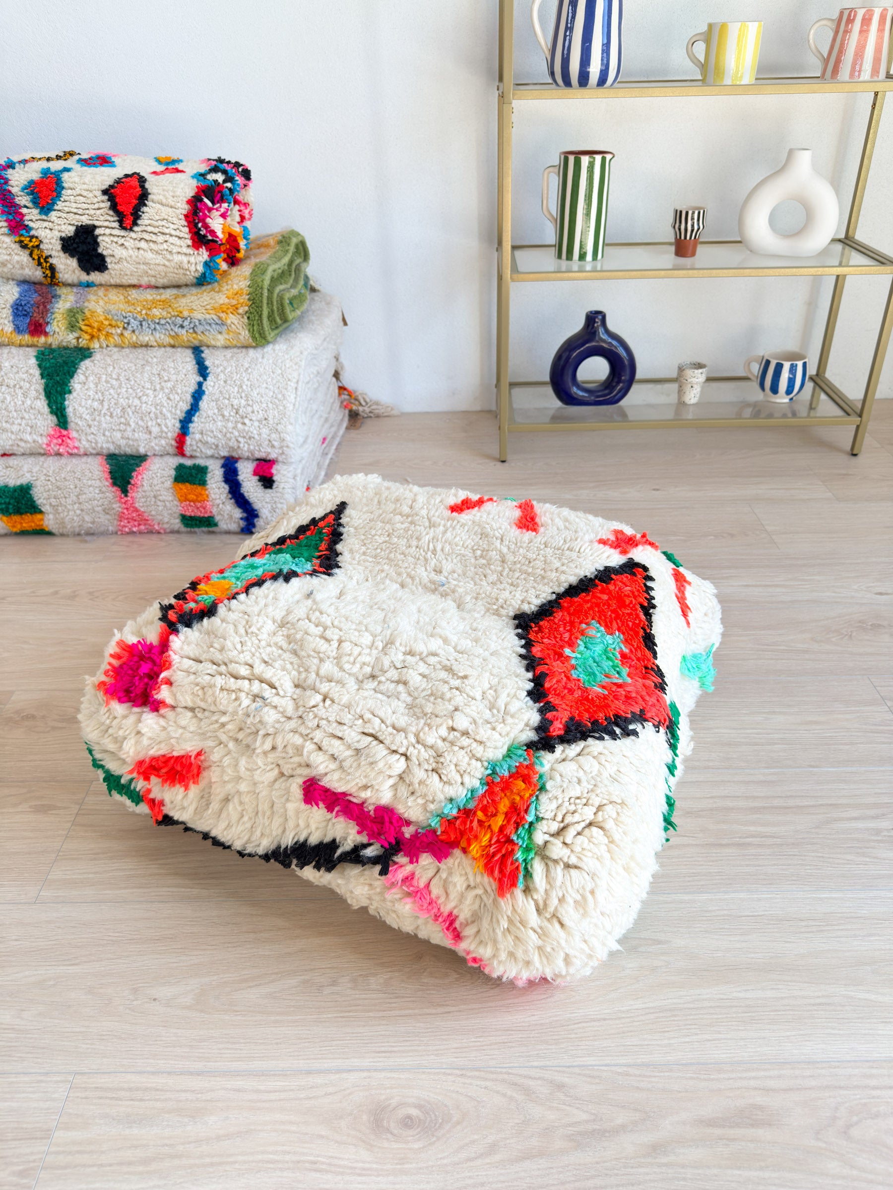 Marokkanischer Pouf, bunter Berber-Pouf - 60 x 60 cm - Nr. 33