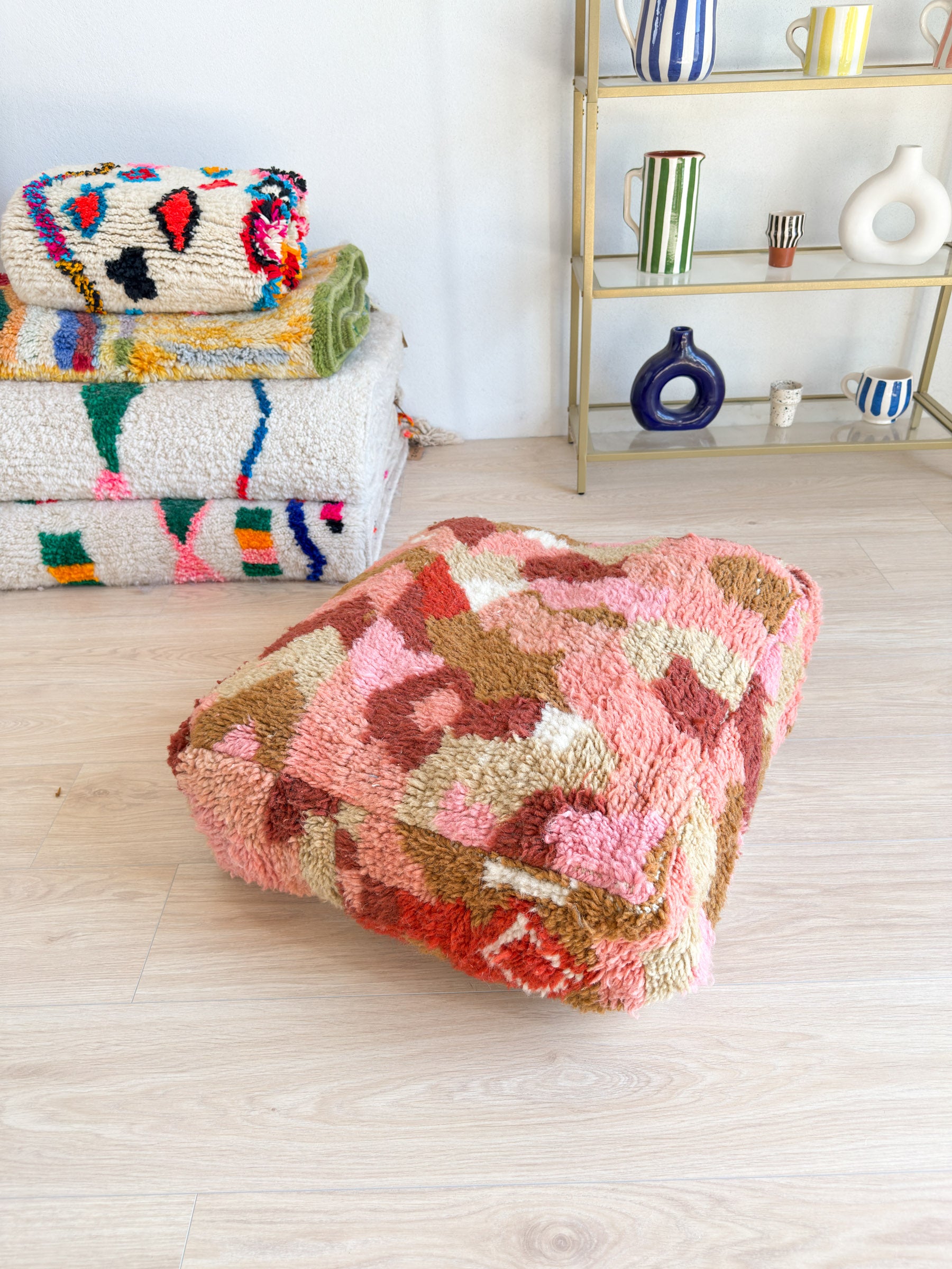 Marokkanischer Pouf, bunter Berber-Pouf - 60 x 60 cm - Nr. 30