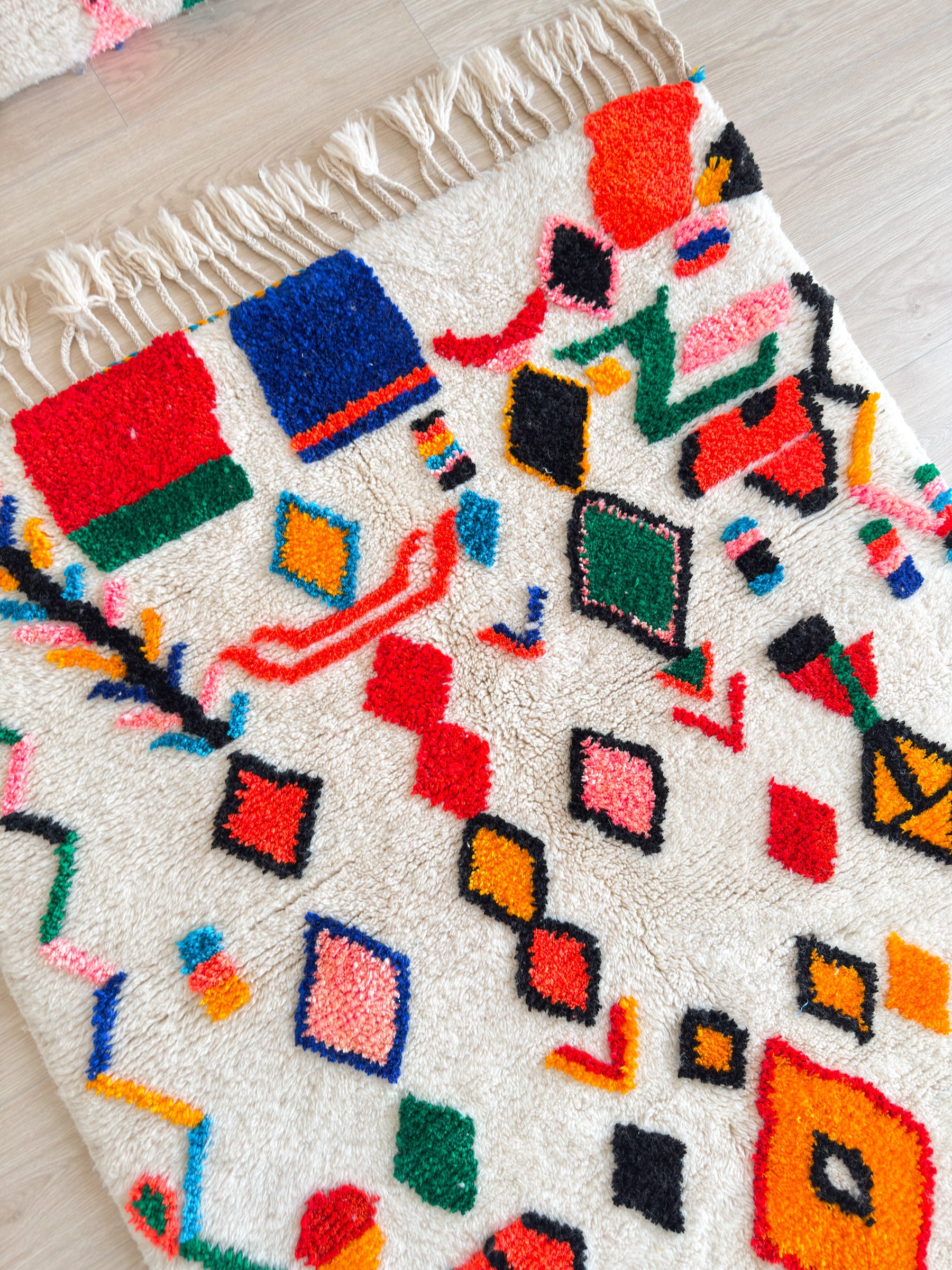 Tapis berbère coloré 123 x 210 cm - n°2375