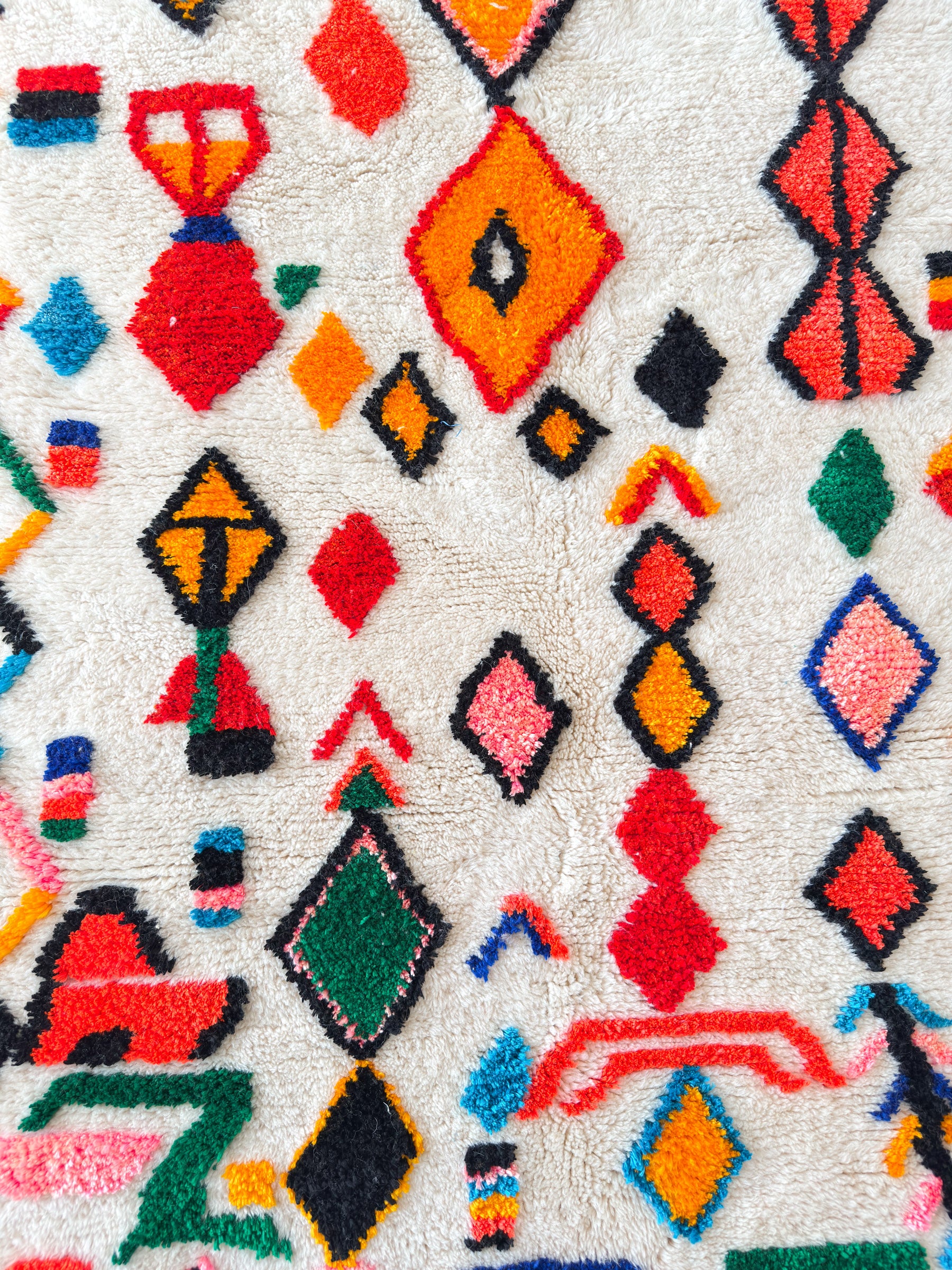 Tapis berbère coloré 123 x 210 cm - n°2375