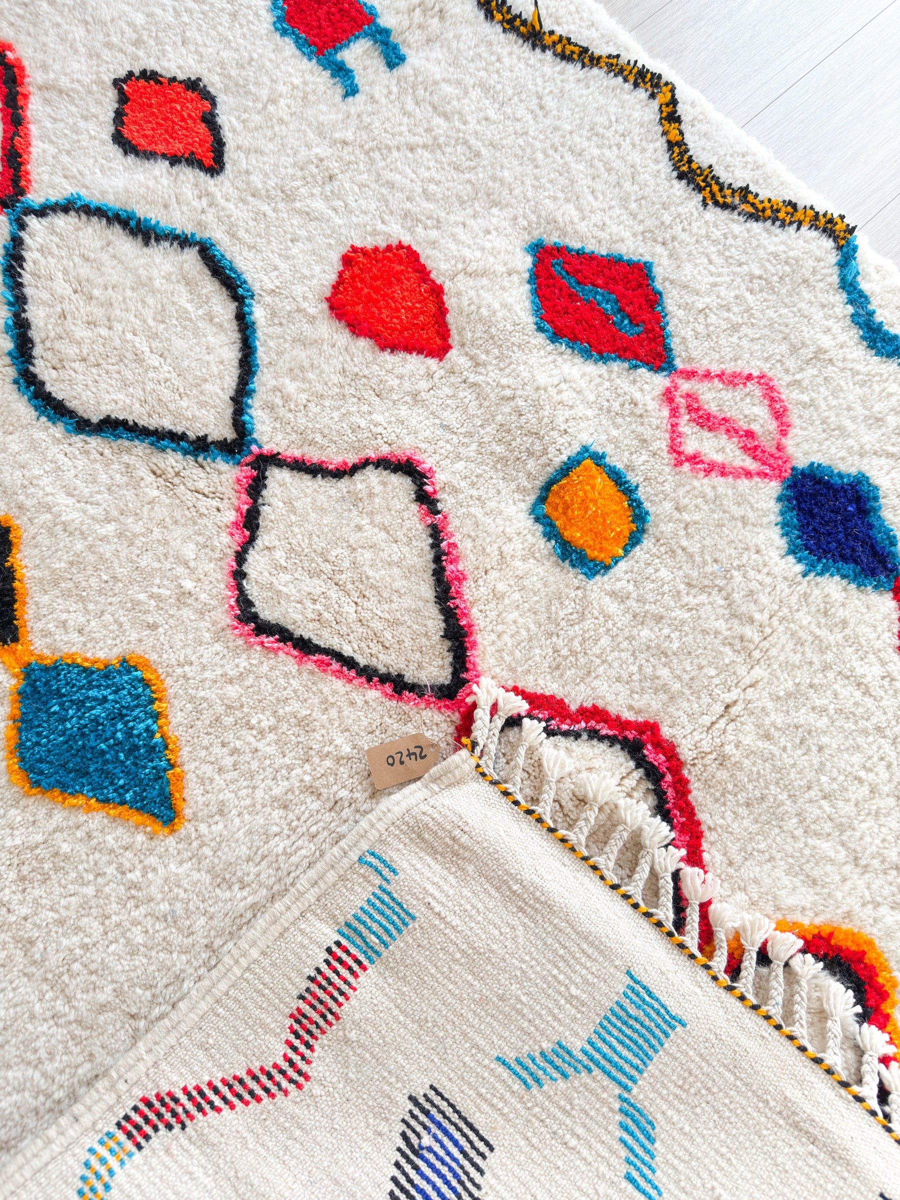 Colorful Berber rug 154 x 274 cm - No. 2420