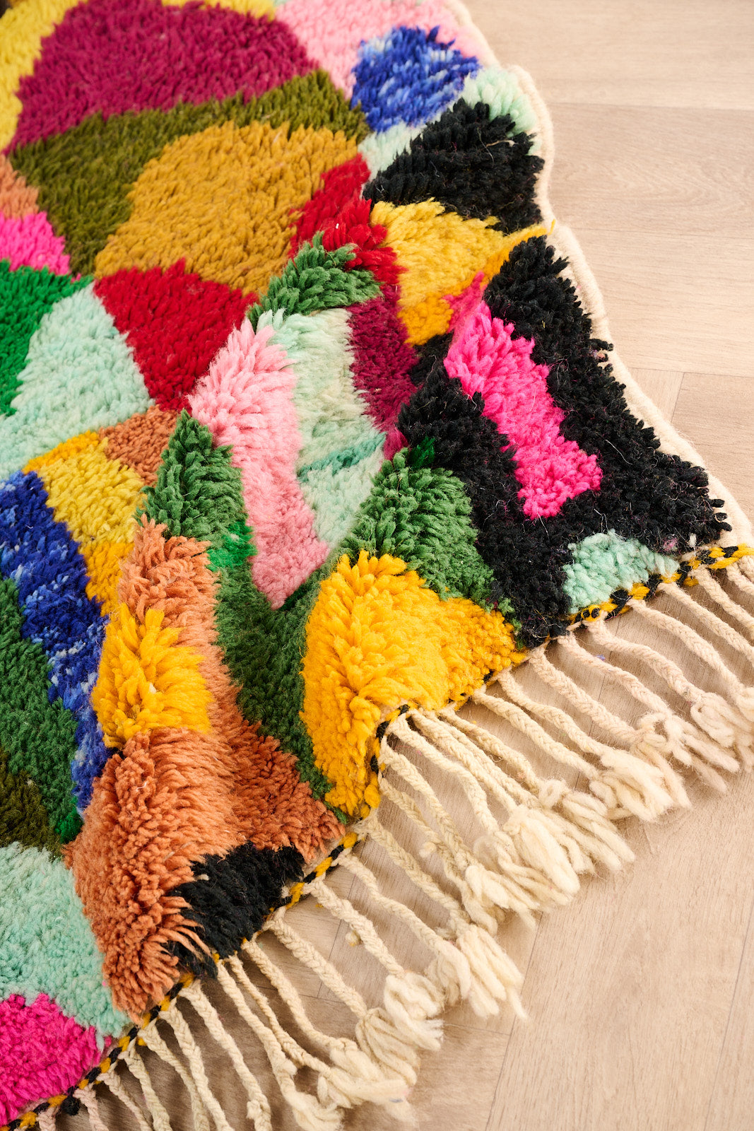 Colorful Berber Rug 175 x 259 cm / 5.7 x 8.5 ft - n°1521