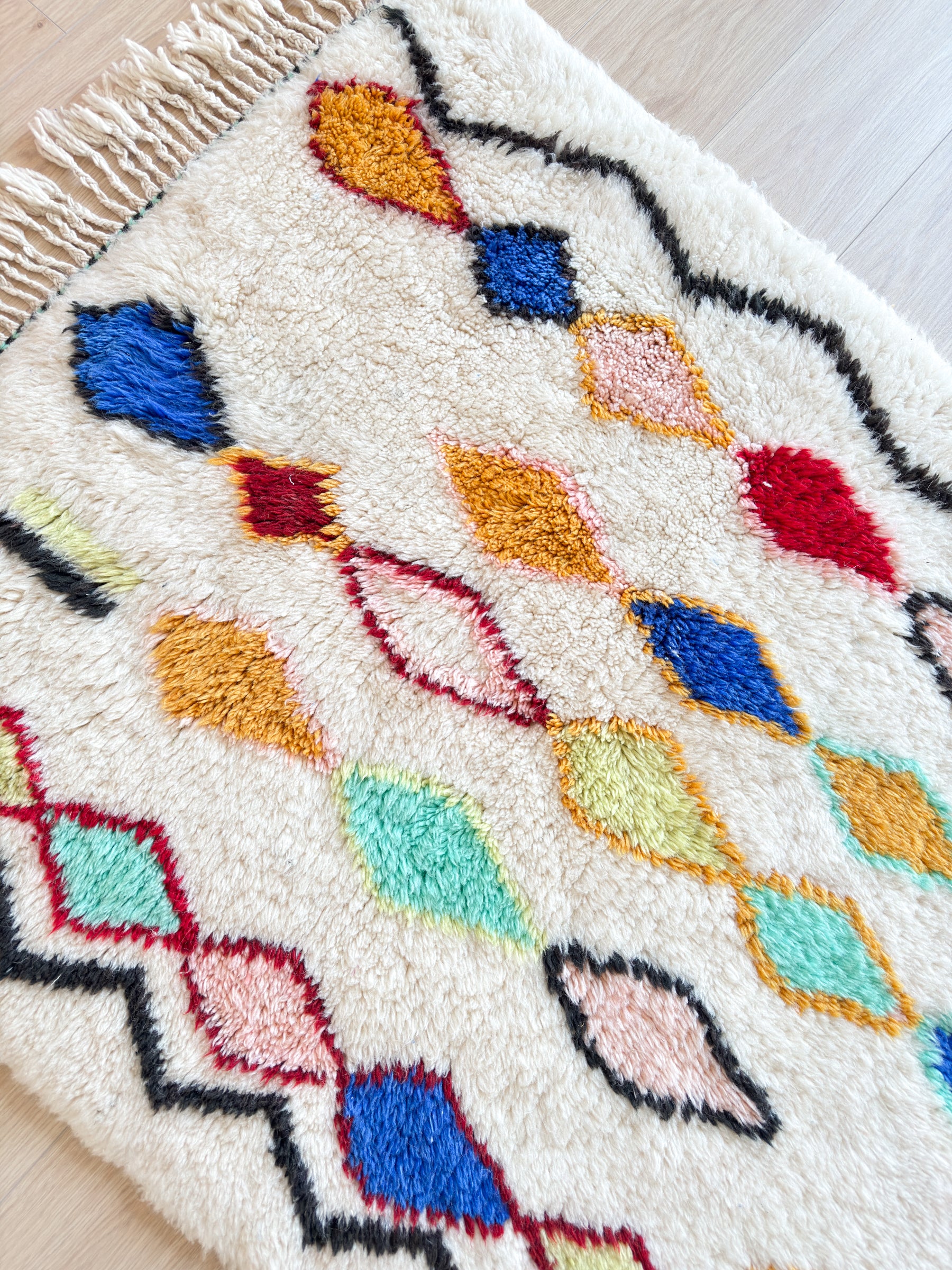 Kleurrijk Berber tapijt 112 x 167 cm - n°2531