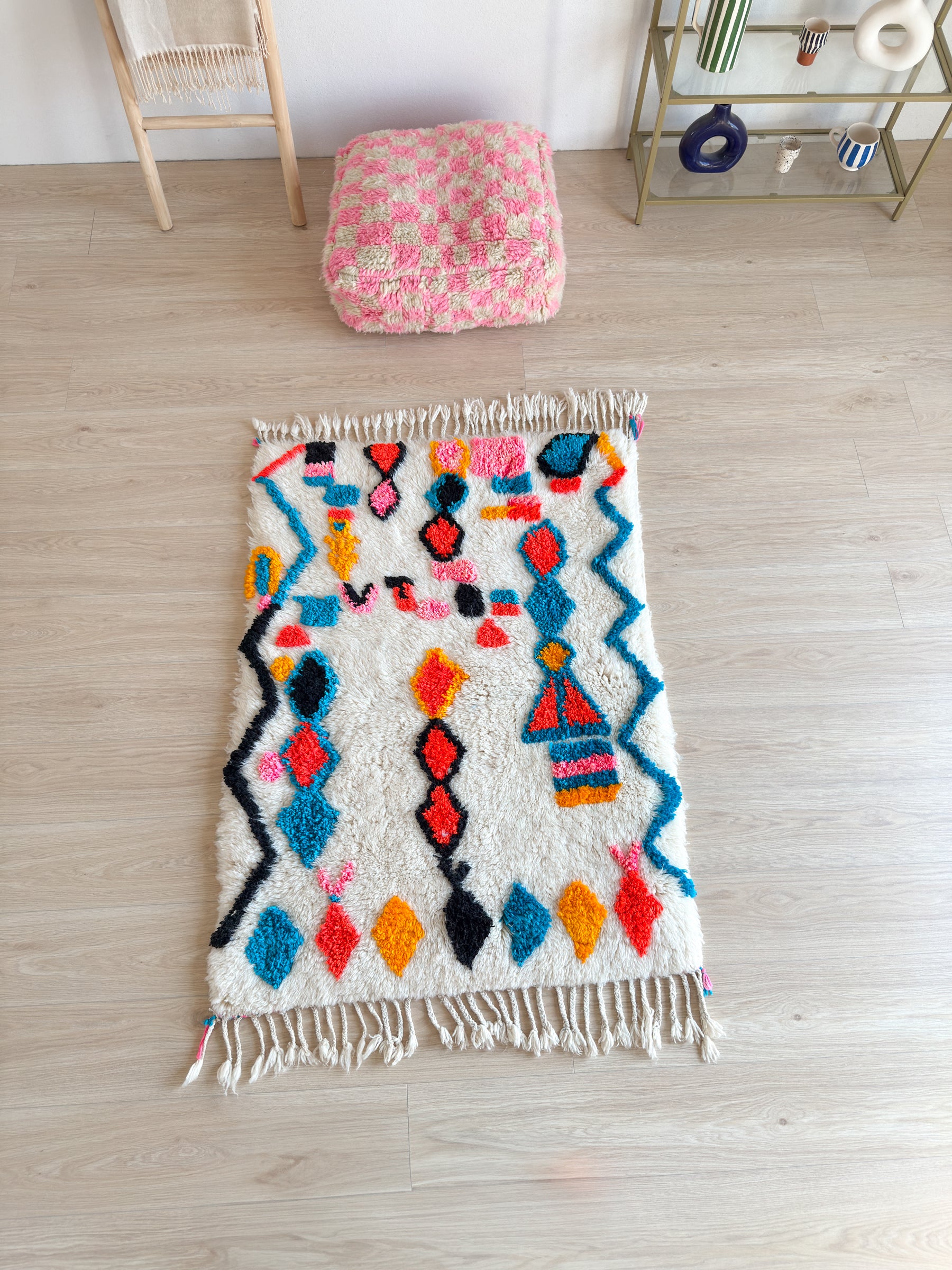 Colorful Berber rug 102 x 161 cm - No. 2474