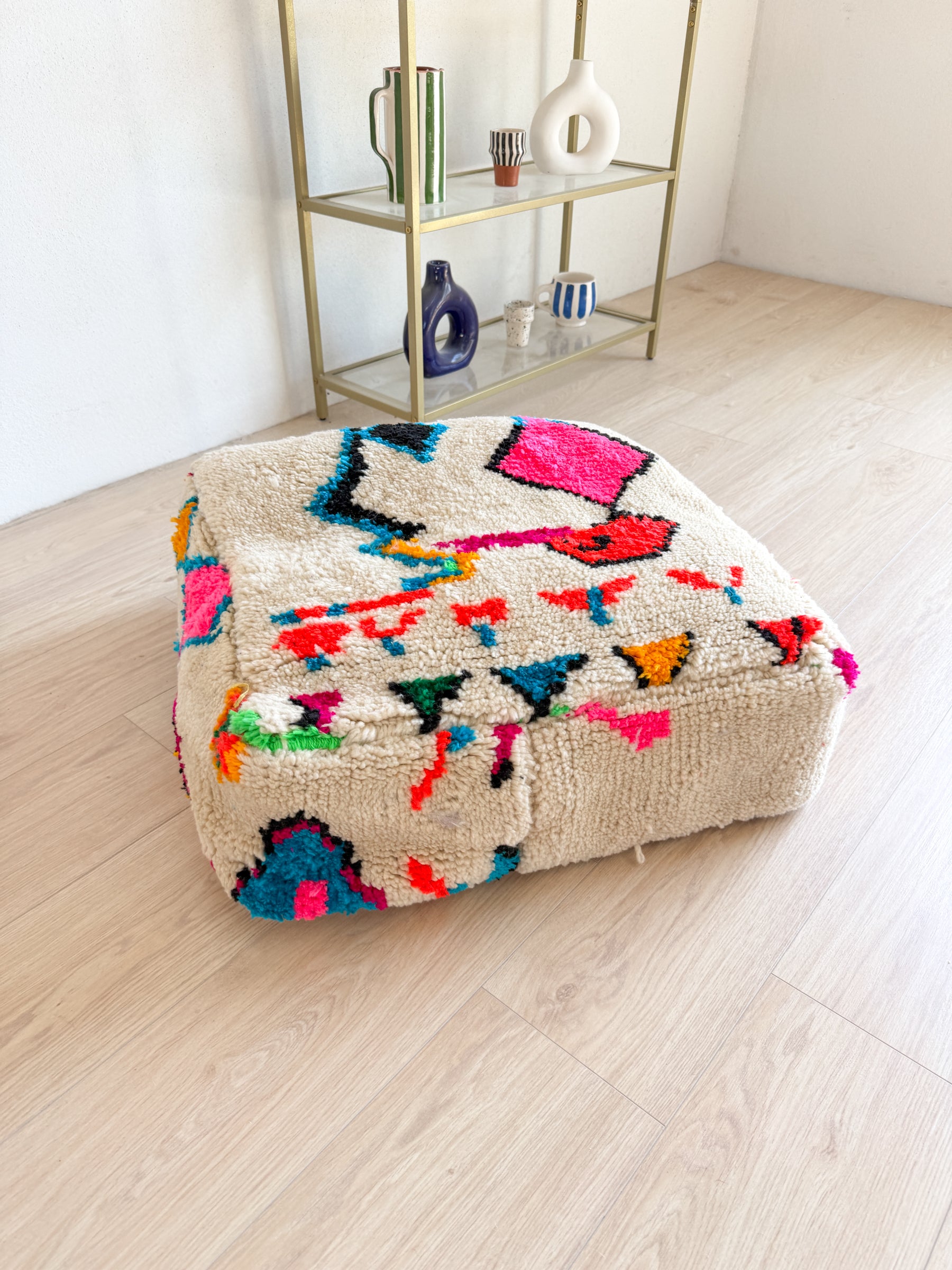 Marokkanischer Pouf, bunter Berber-Pouf - 60 x 60 cm - Nr. 70