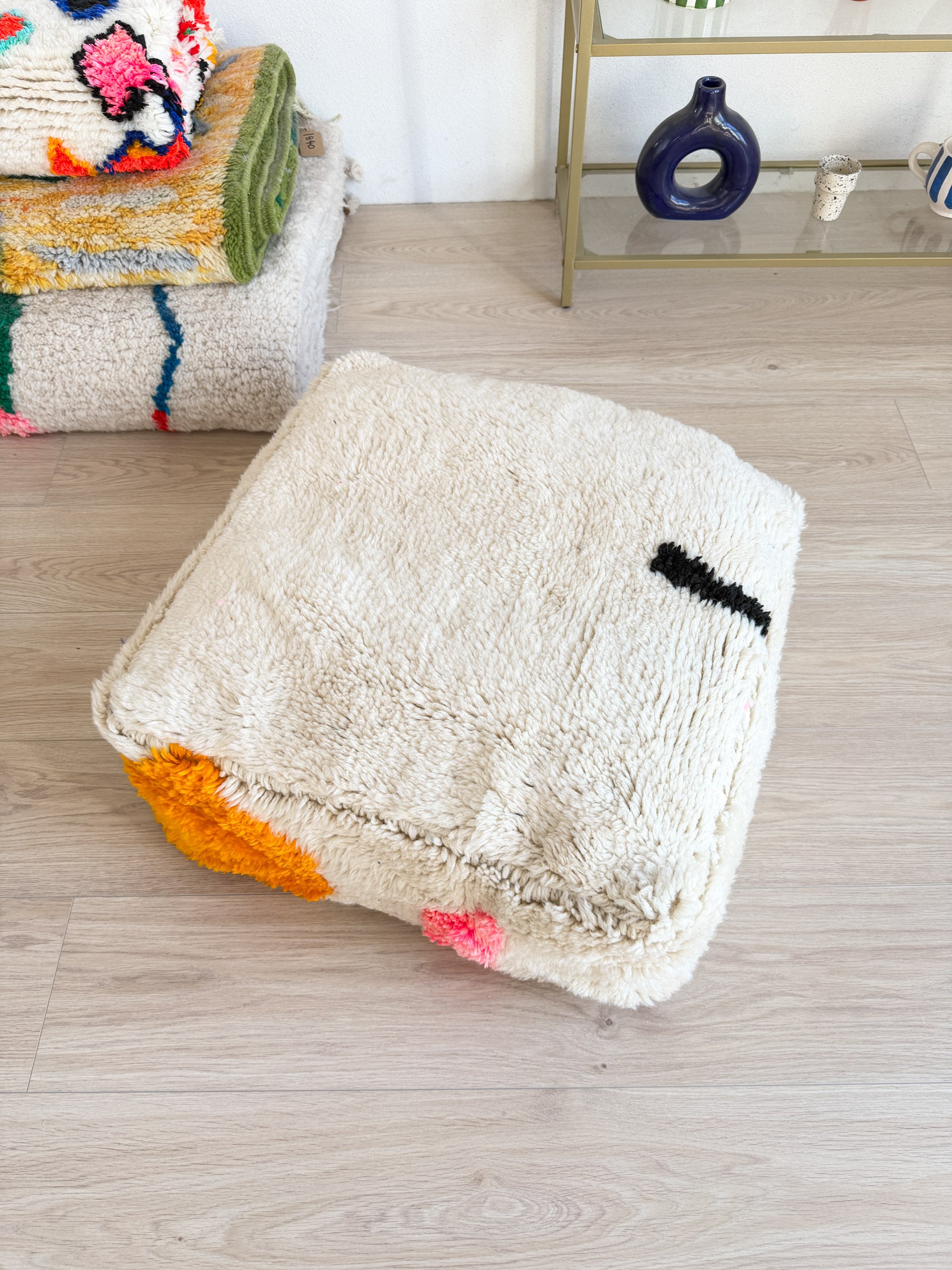 Marokkanischer Pouf, bunter Berber-Pouf - 60 x 60 cm - Nr. 78