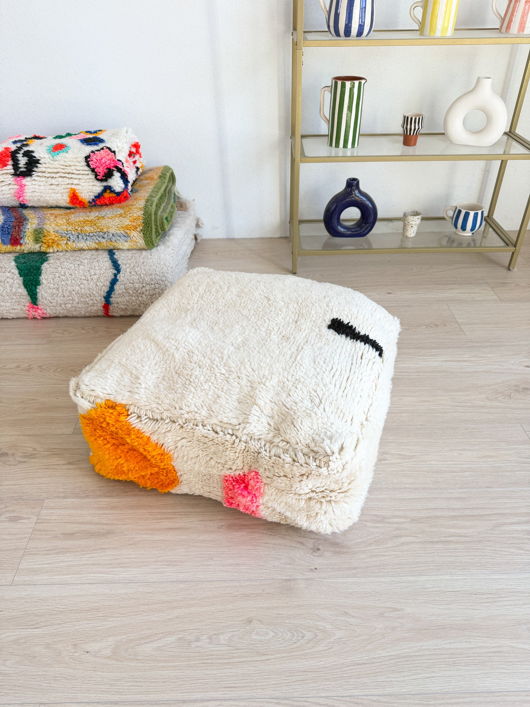 Marokkanischer Pouf, bunter Berber-Pouf - 60 x 60 cm - Nr. 78