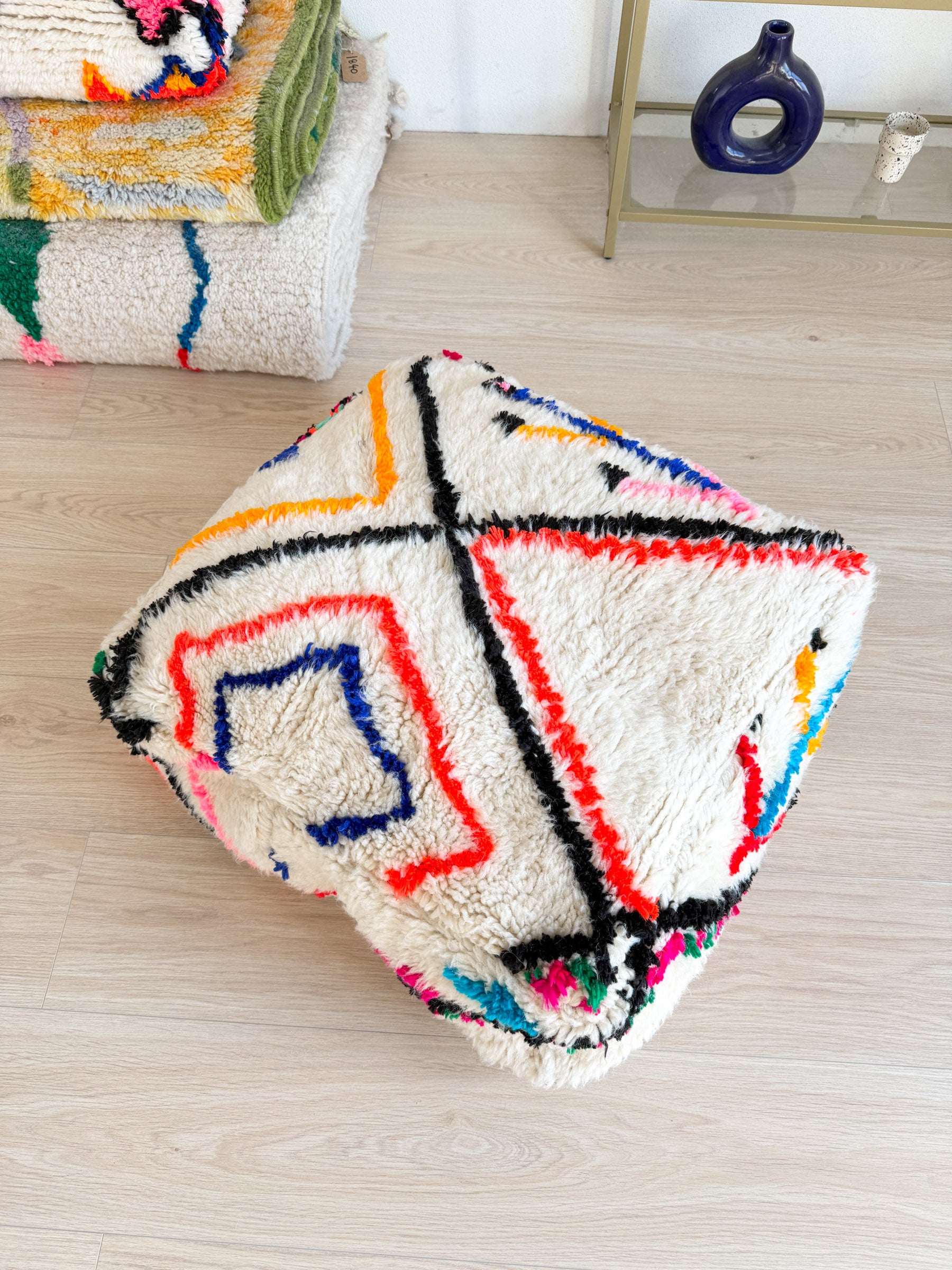 Moroccan pouf, colorful Berber pouf - 60 x 60 cm - n°71