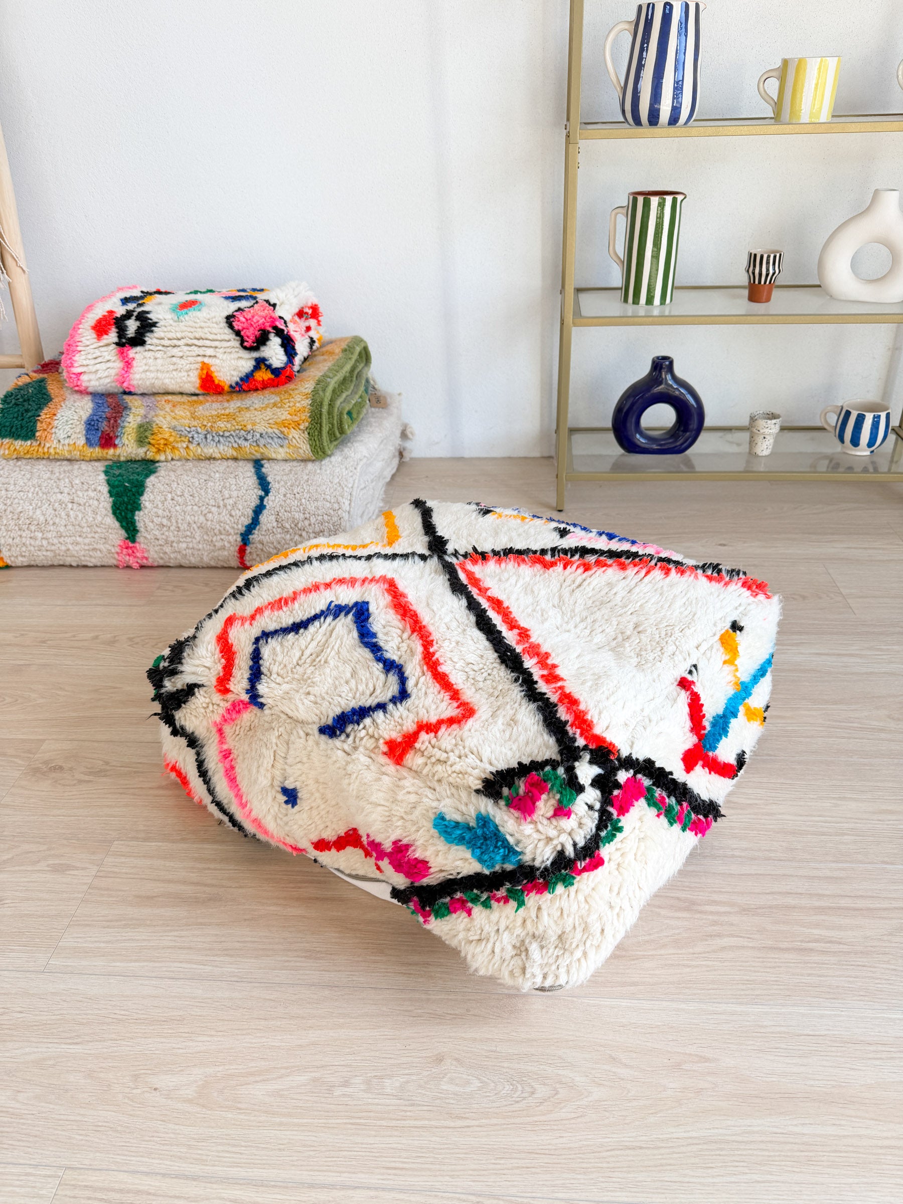 Moroccan pouf, colorful Berber pouf - 60 x 60 cm - n°71
