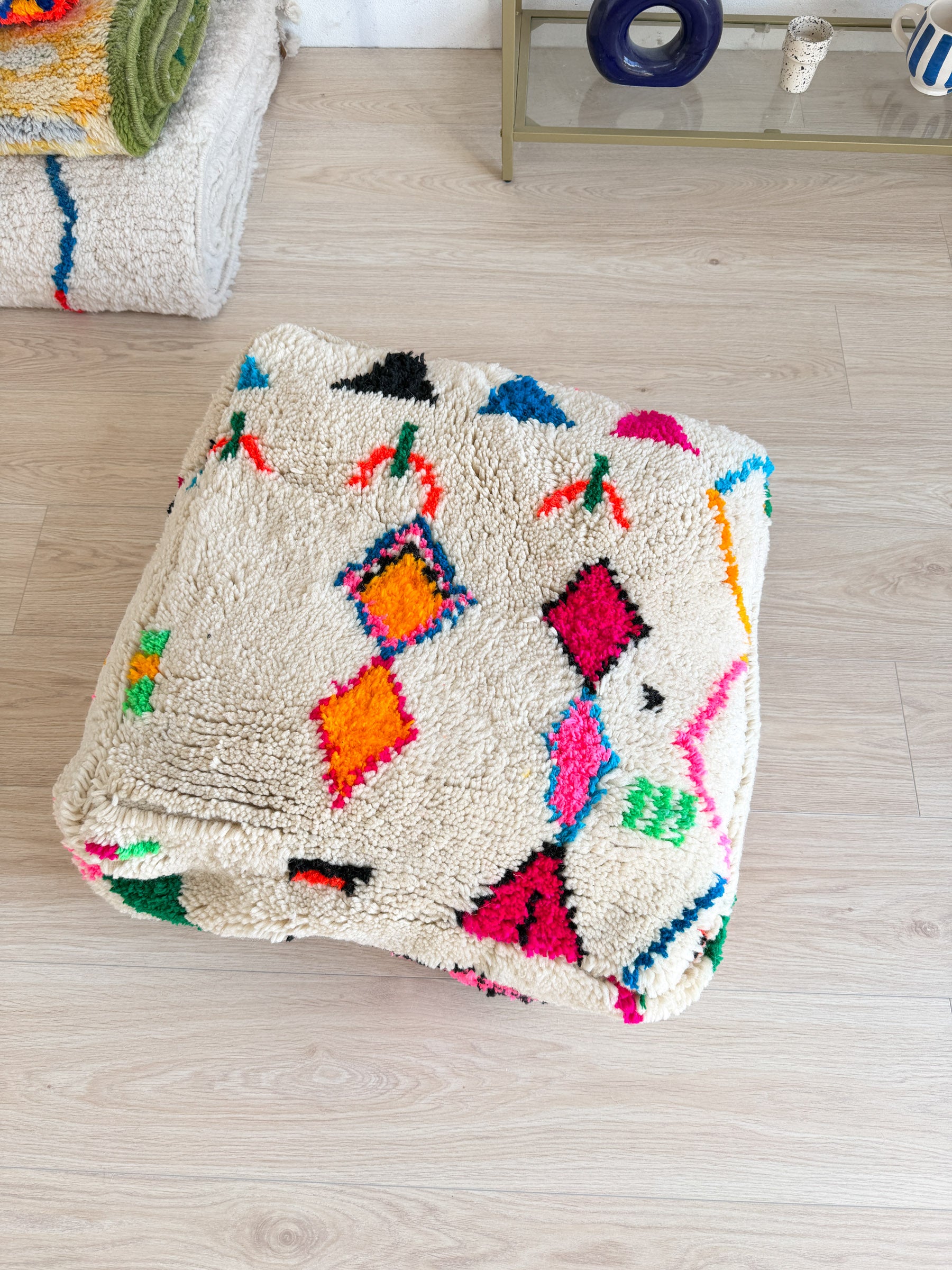 Draft - Moroccan pouf, colorful Berber pouf - 60 x 60 cm - n°XX