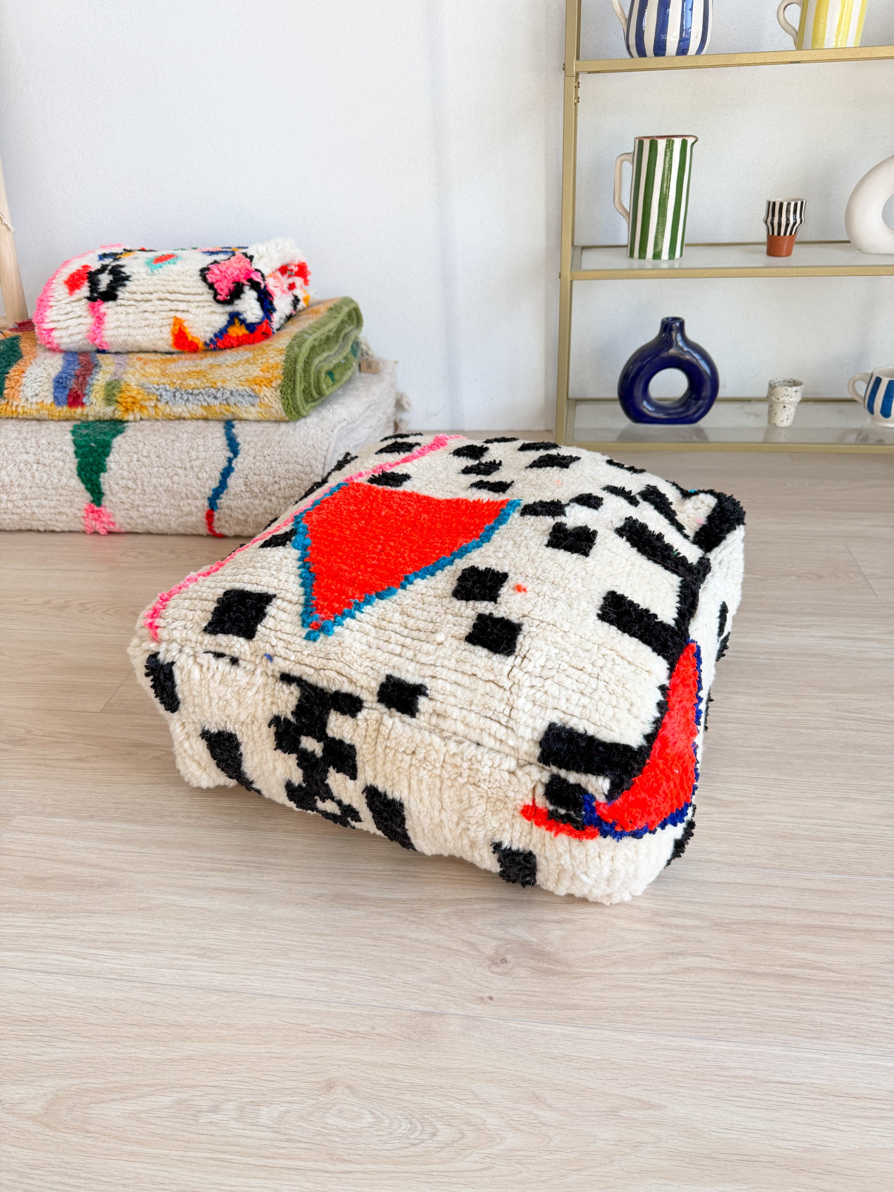 Pouf Marocain, pouf berbère coloré - 60 x 60 cm - n°72